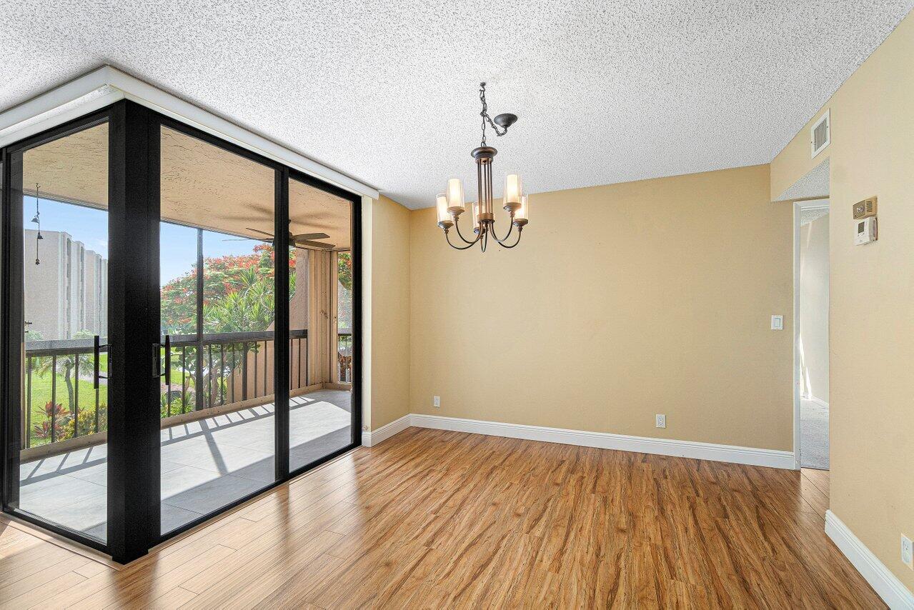 950 Egret Circle 5202