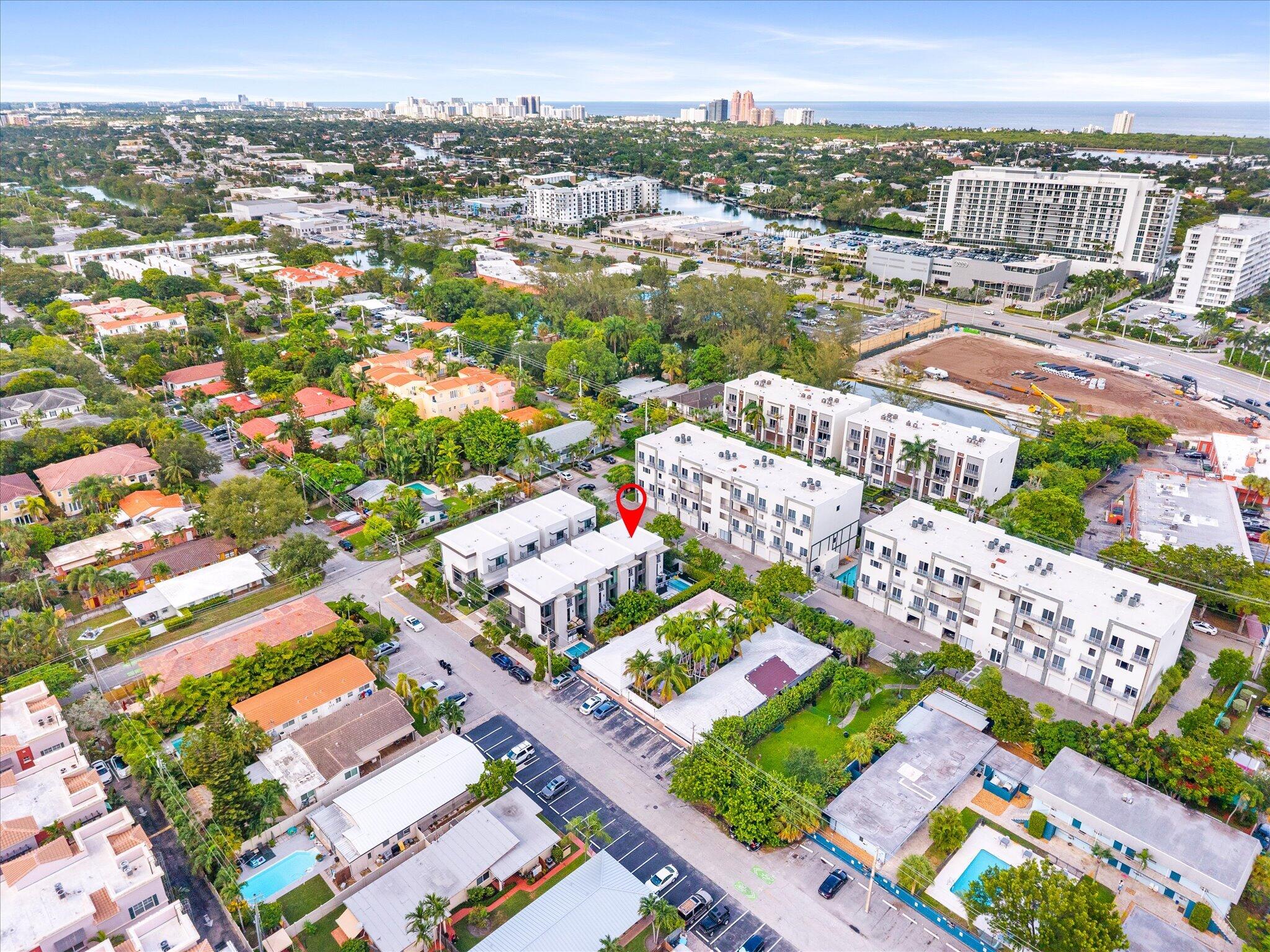 1048 N Victoria Park Road