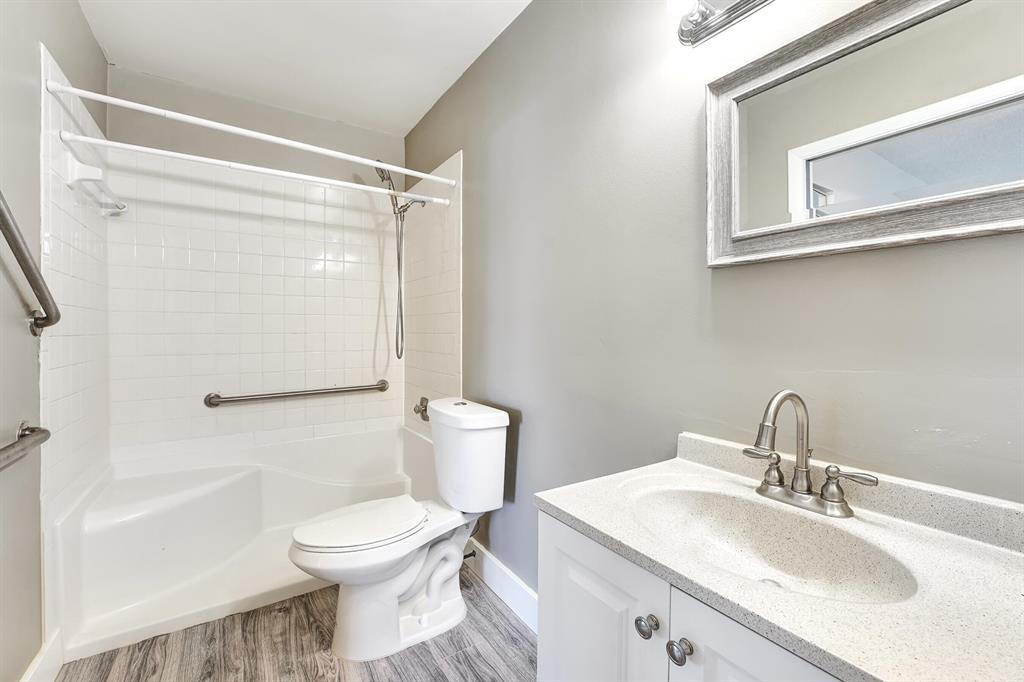 5025 NW 3rd Street B