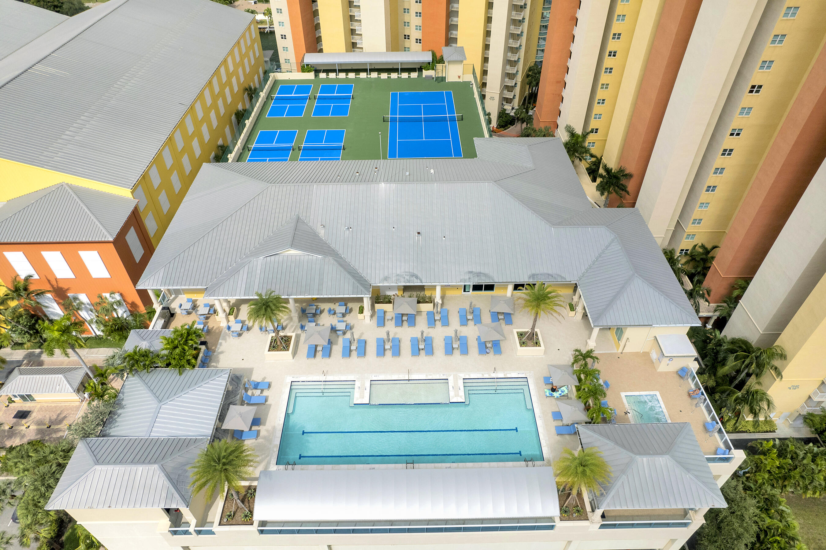 2650 Lake Shore Drive 1003