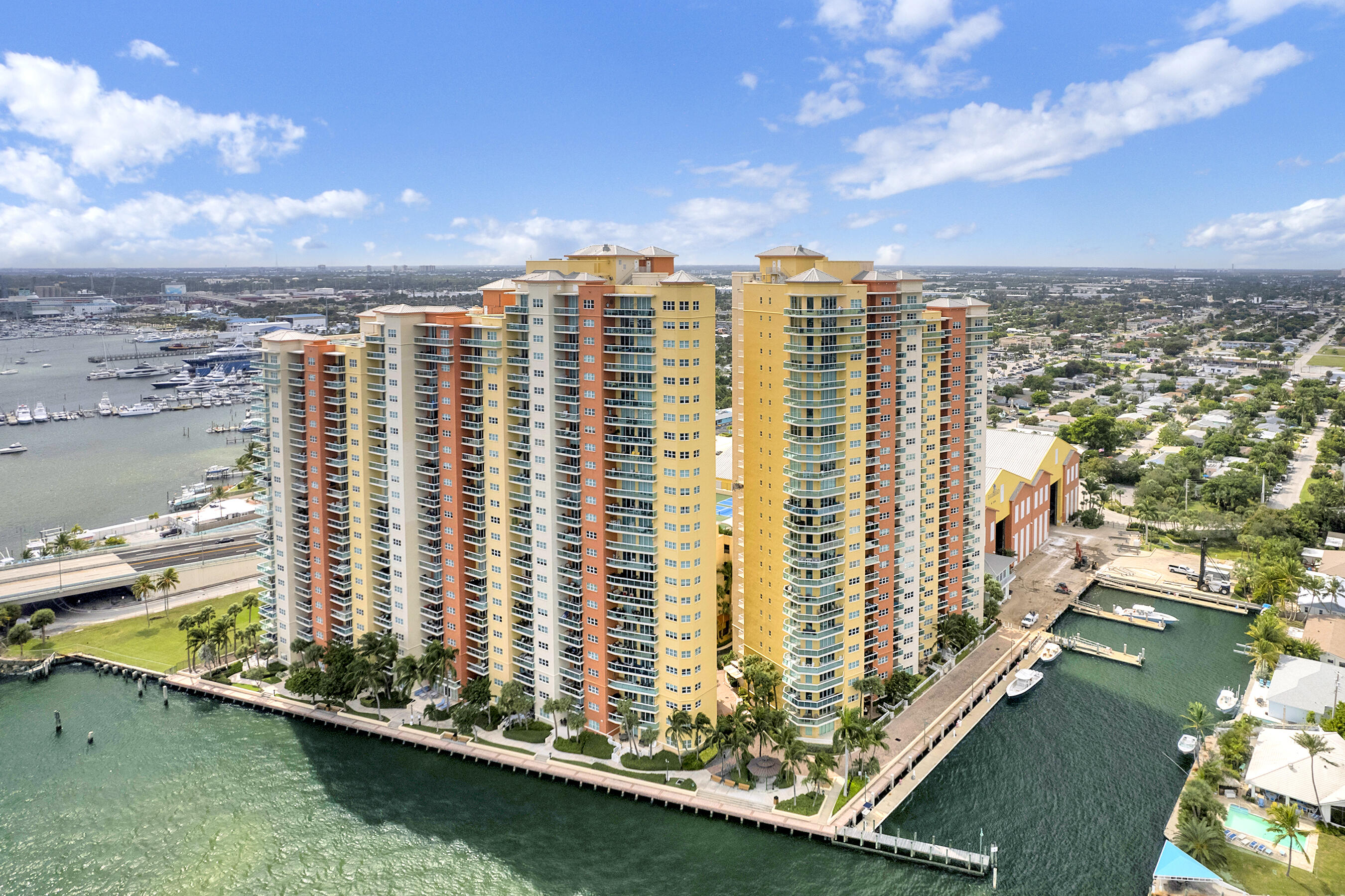 2650 Lake Shore Drive 1003