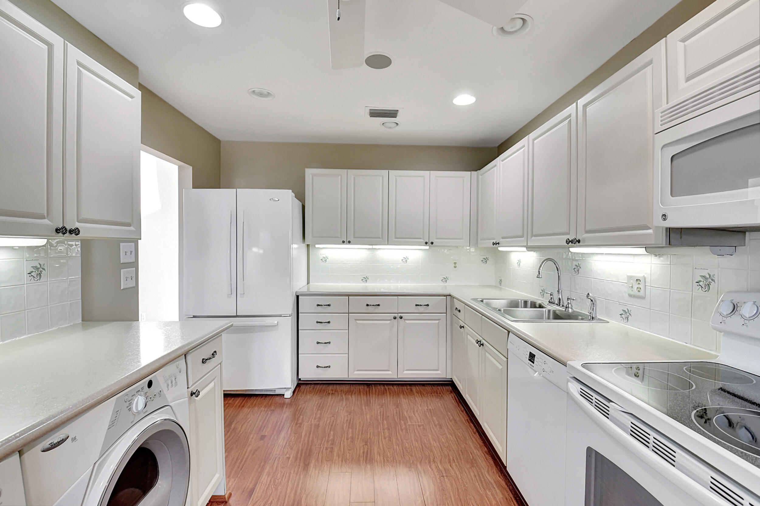 36 Eastgate Drive D