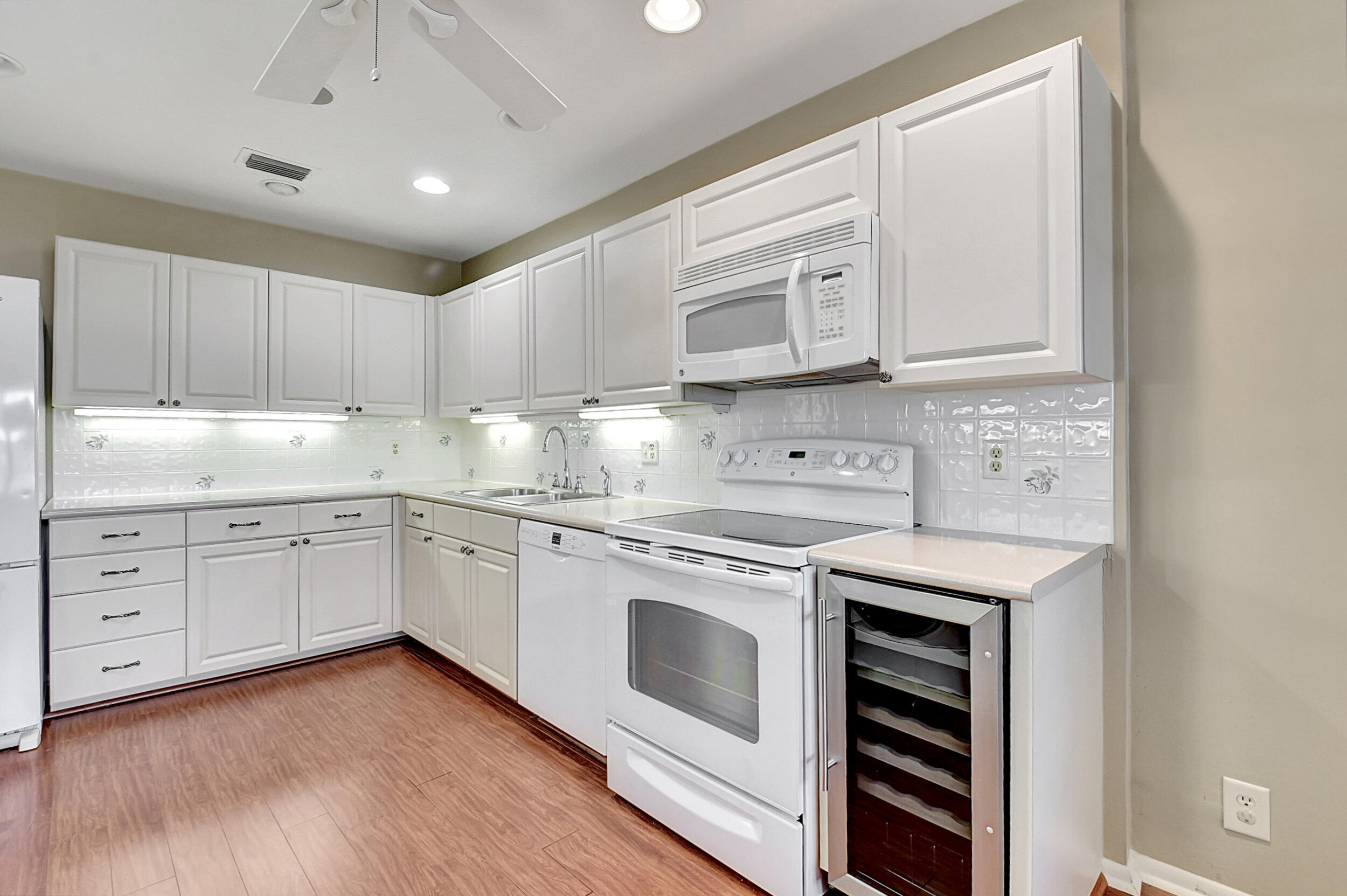 36 Eastgate Drive D