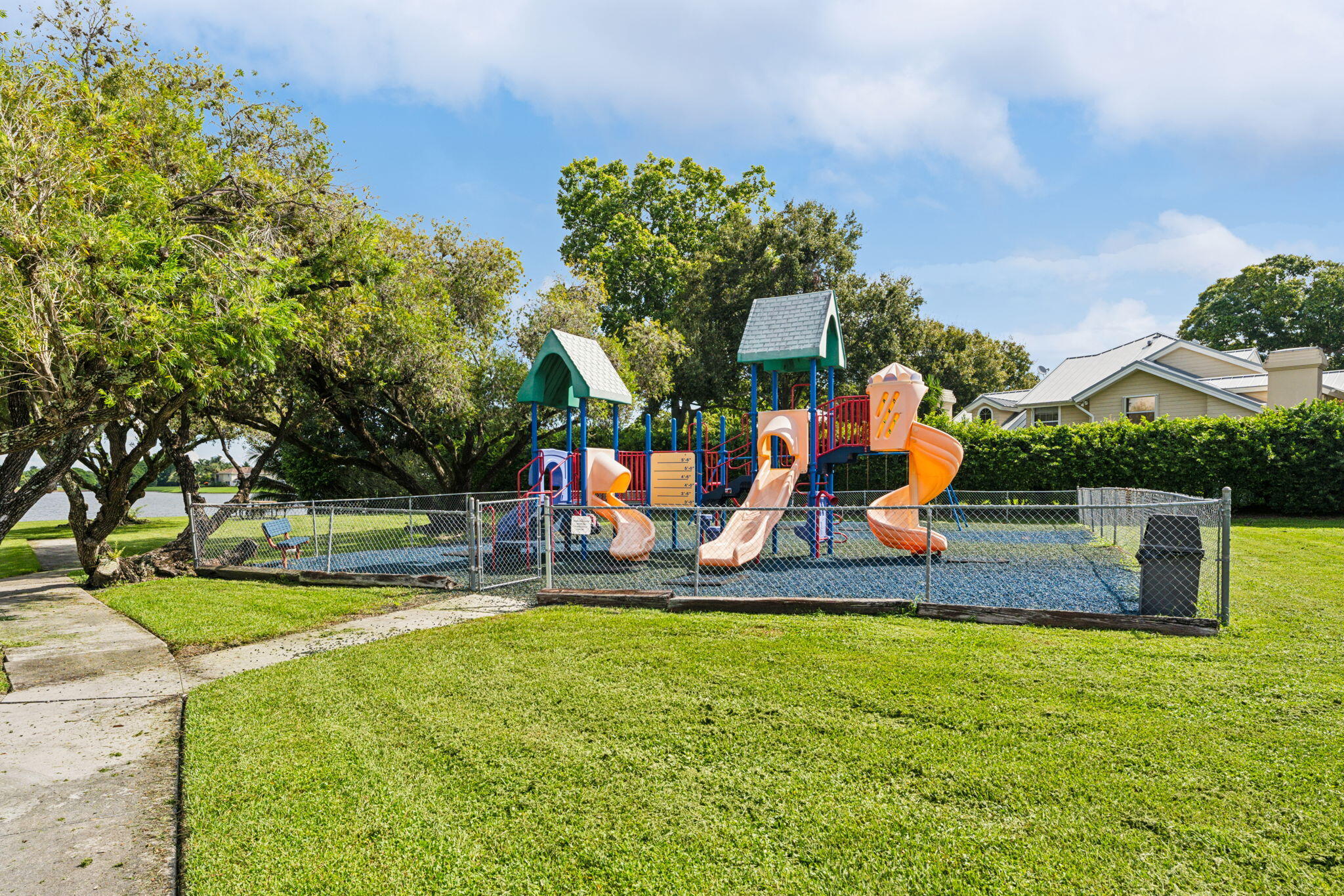 4903 Roxbury Court