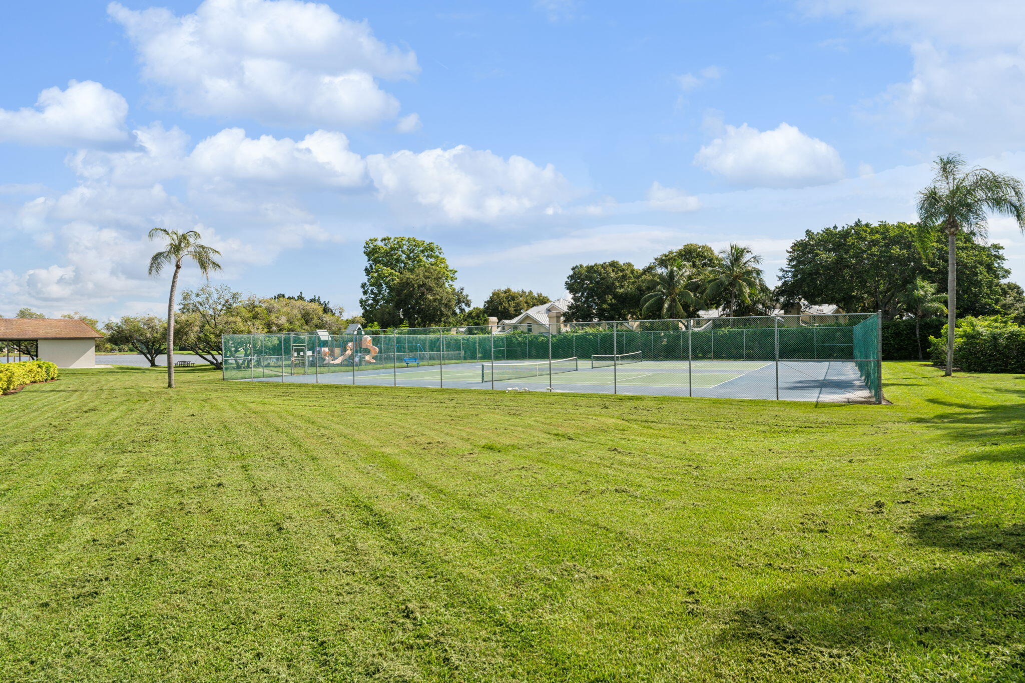 4903 Roxbury Court