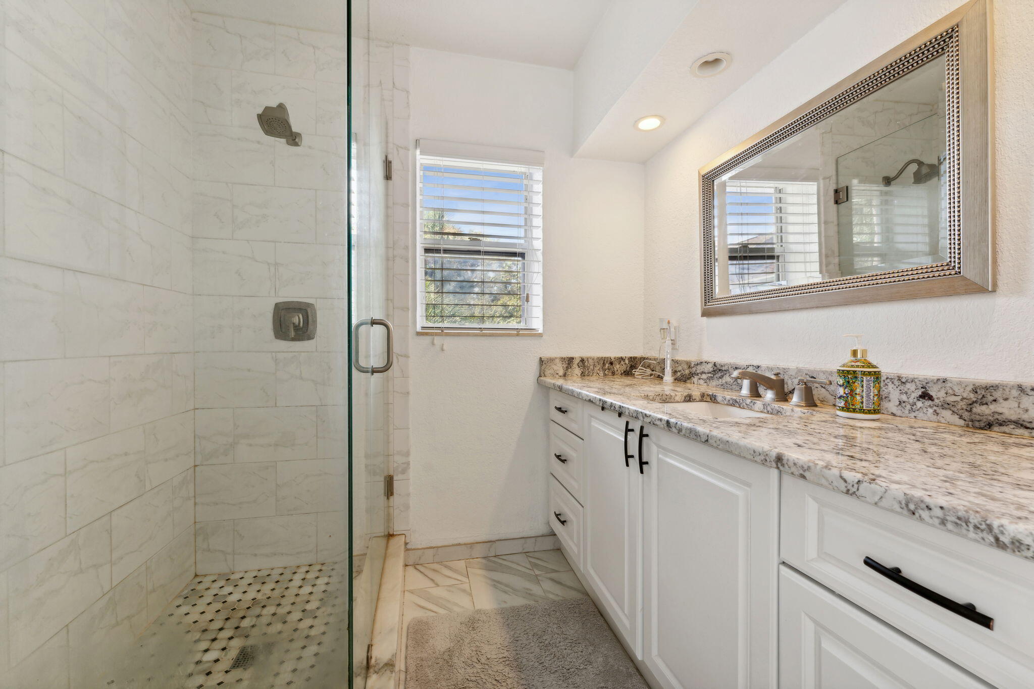 4903 Roxbury Court