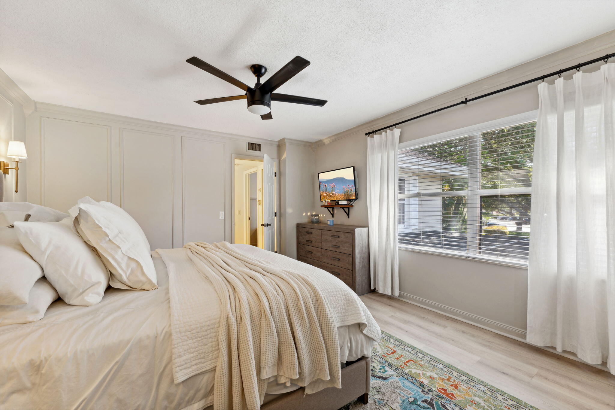 4903 Roxbury Court