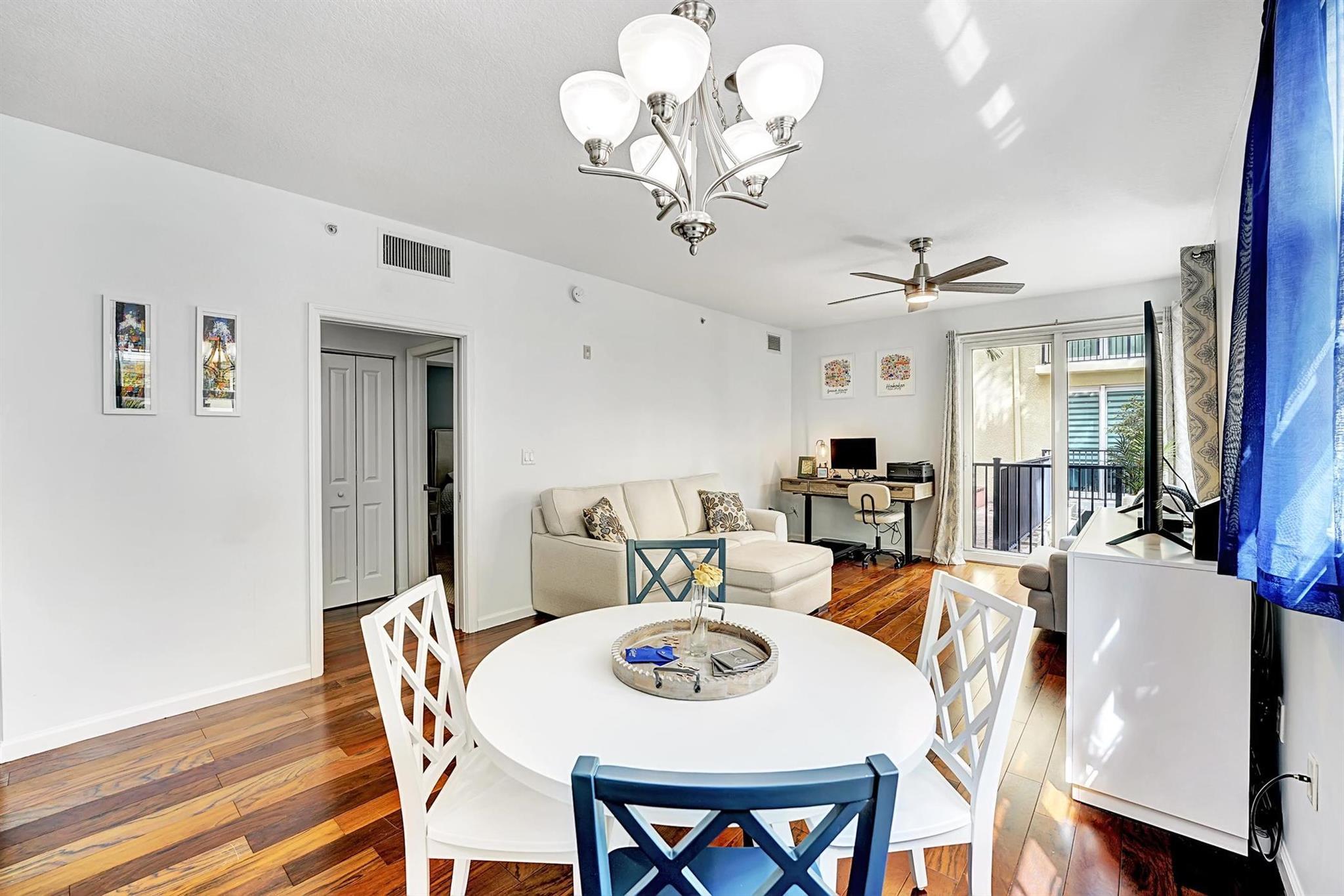 225 NE 1st Street 205