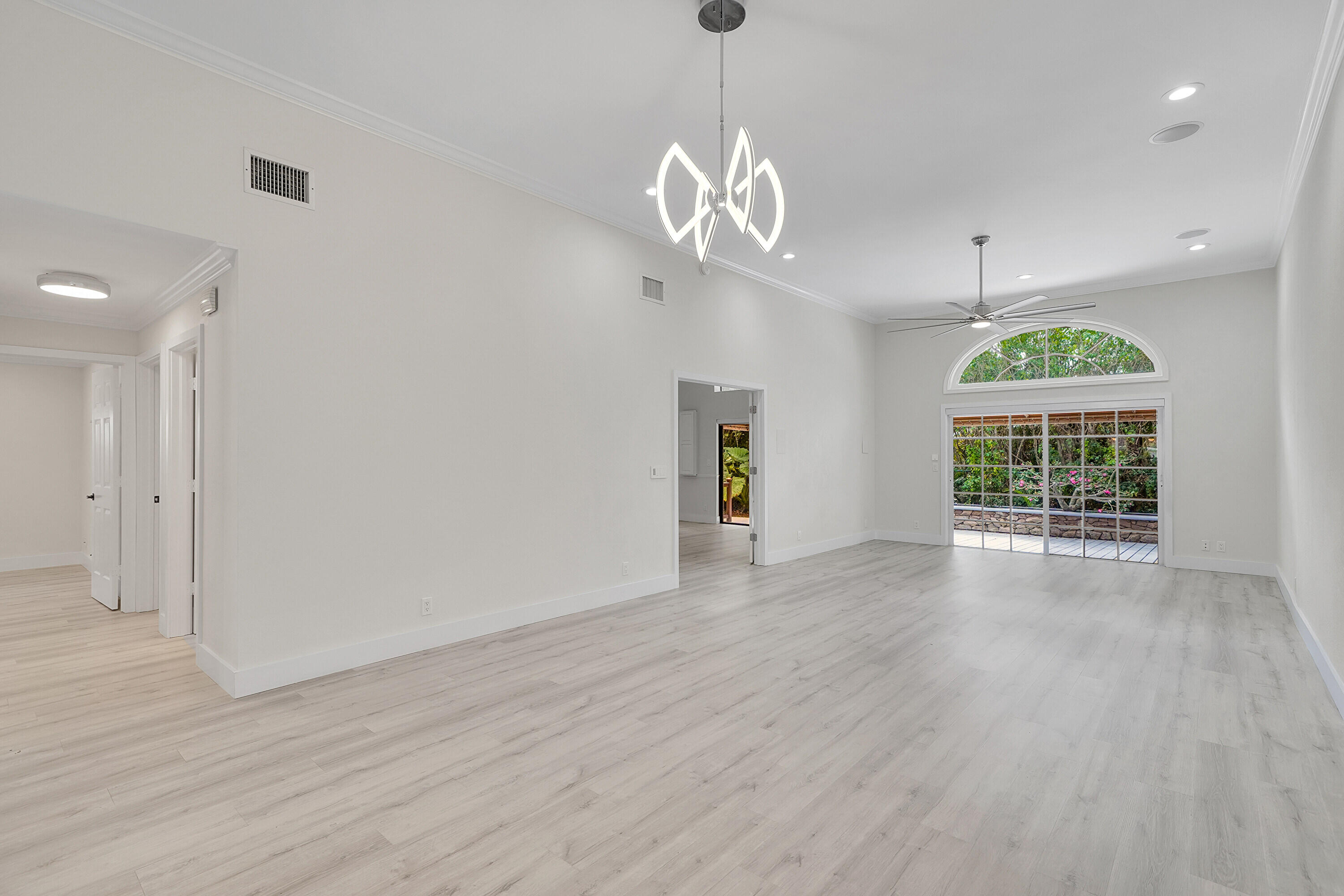 1322 NW 13th Court