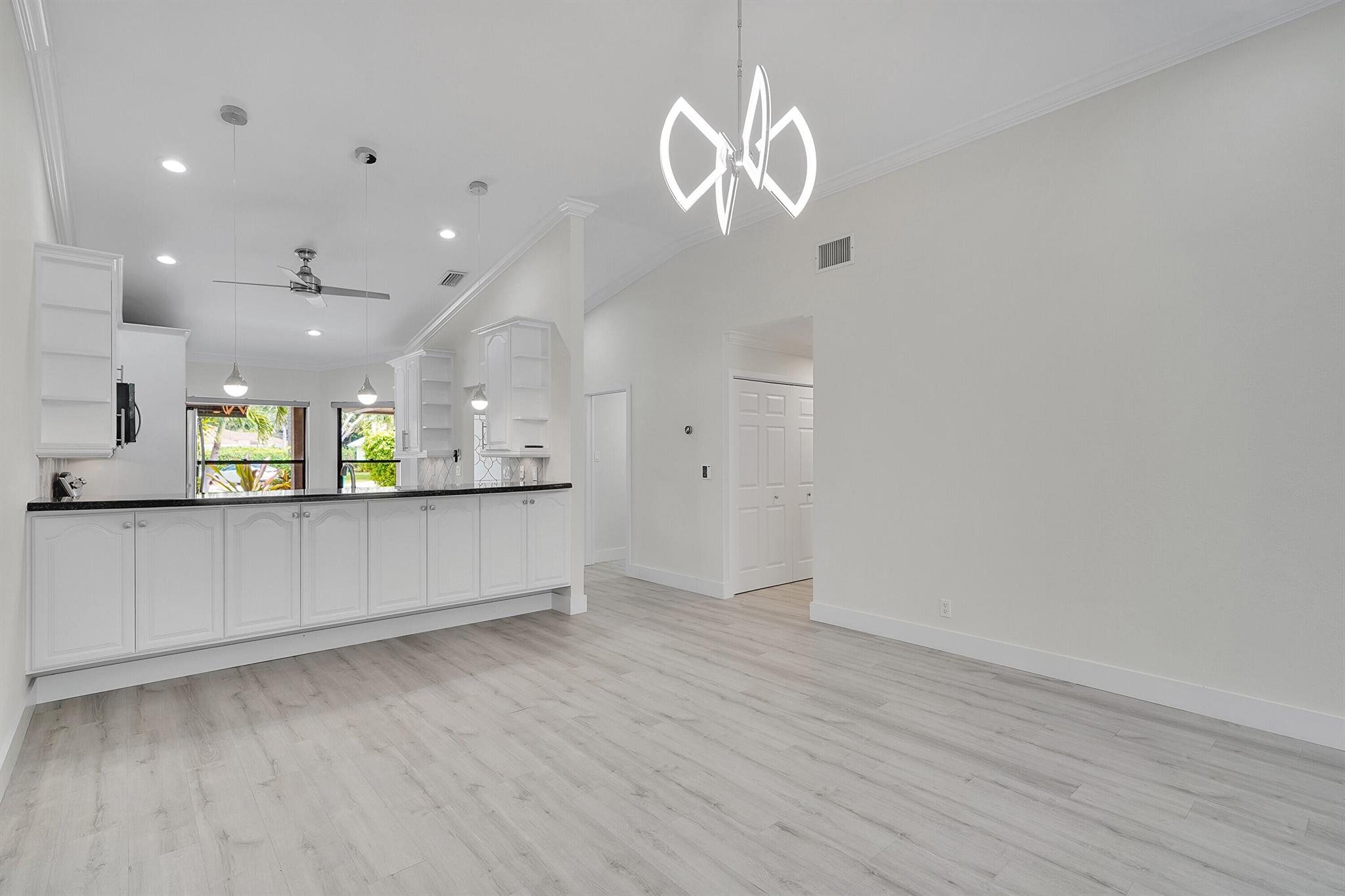 1322 NW 13th Court