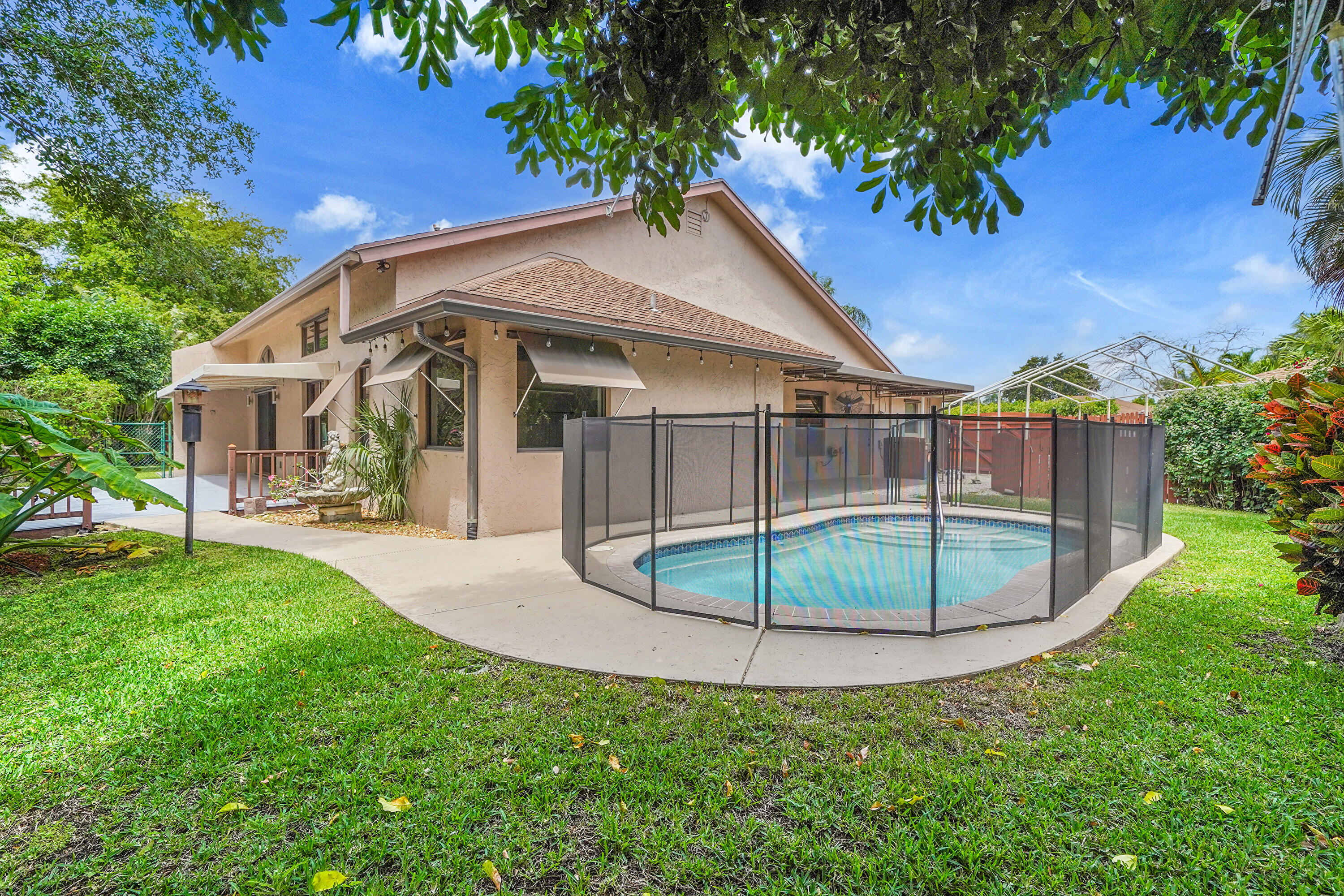 1322 NW 13th Court