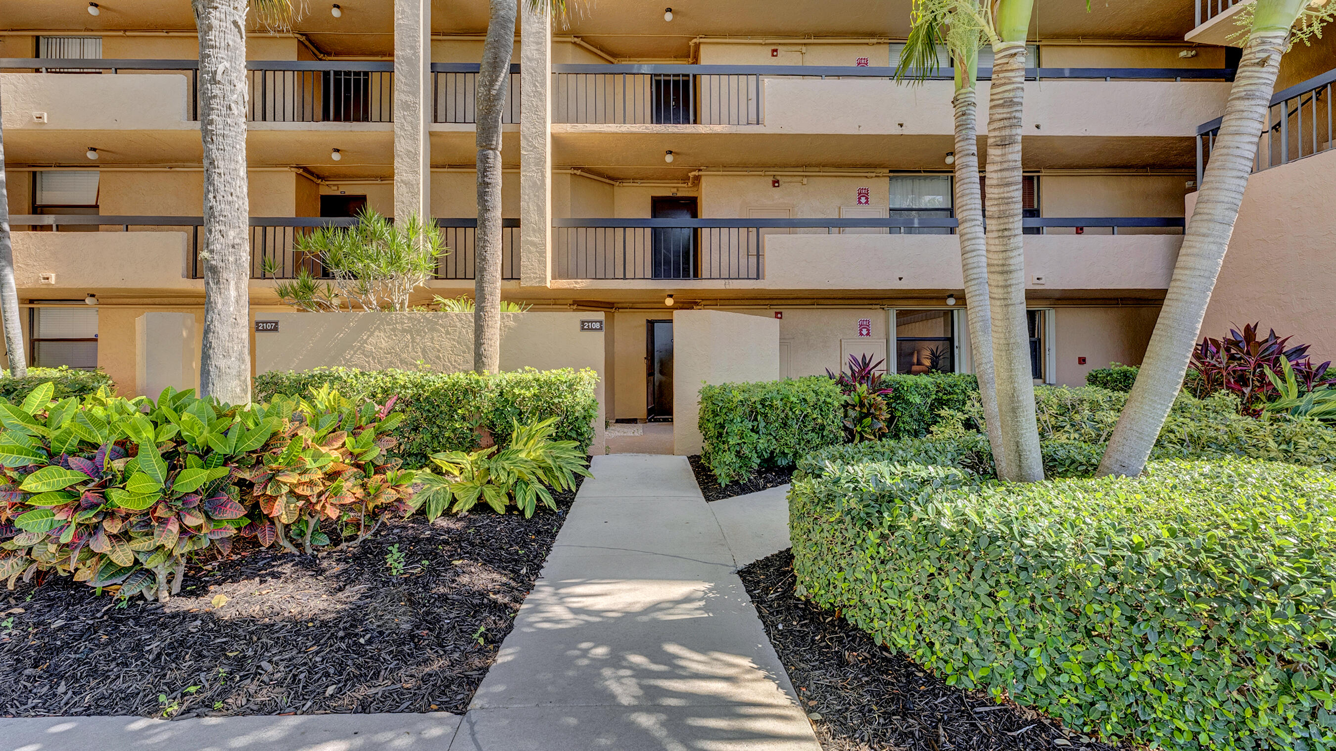 955 Dotterel 2108 Road 2108