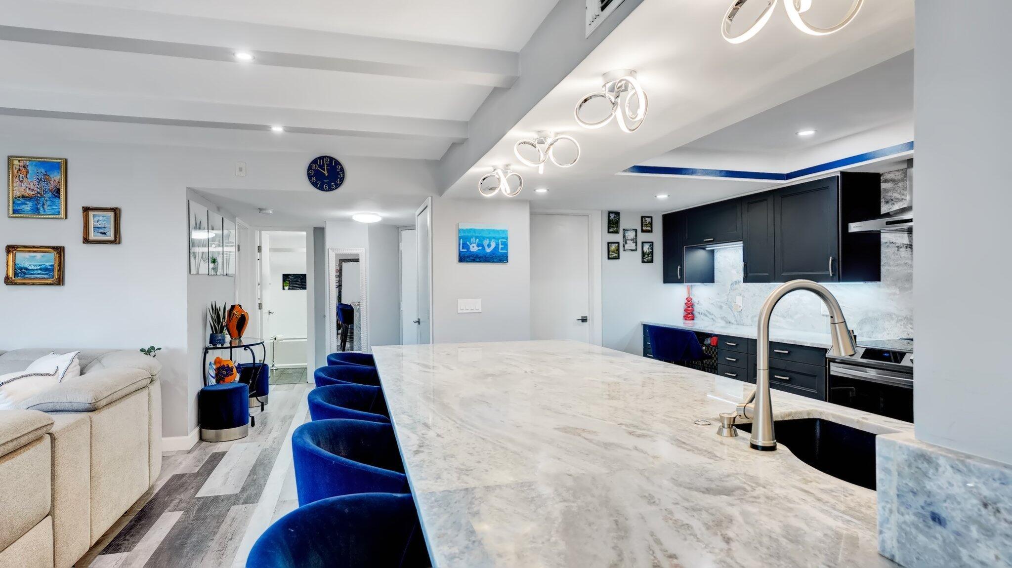 955 Dotterel Road 2210