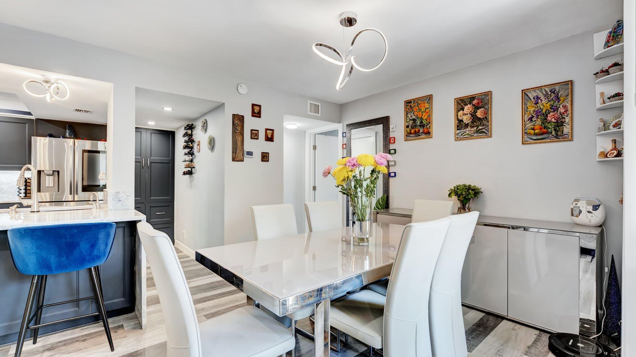 955 Dotterel Road 2210