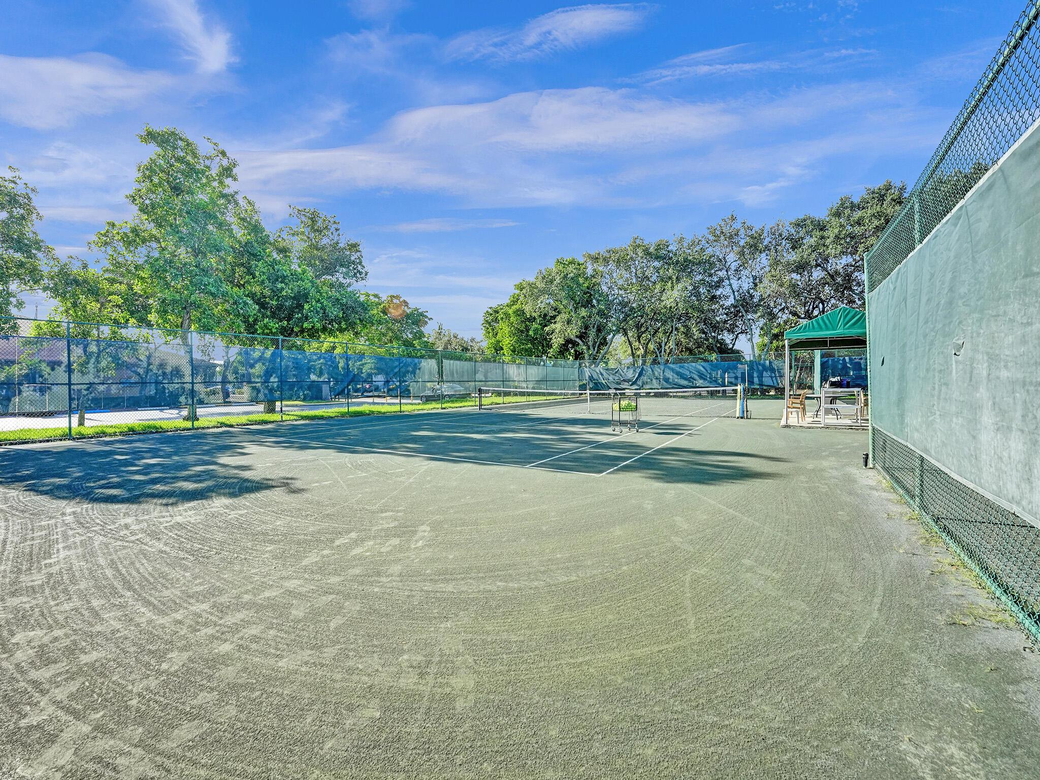 955 Dotterel Road 2210