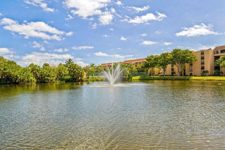 2455 Lindell Boulevard 3103