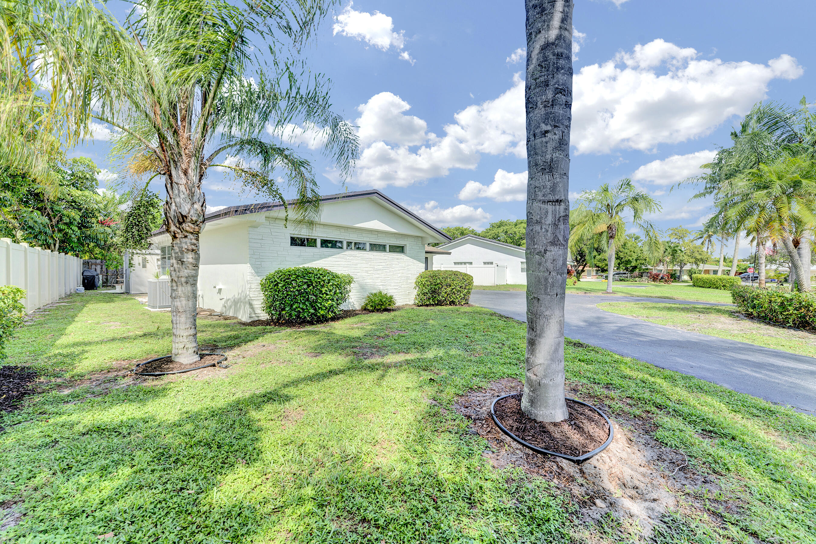 625 Linnet Circle