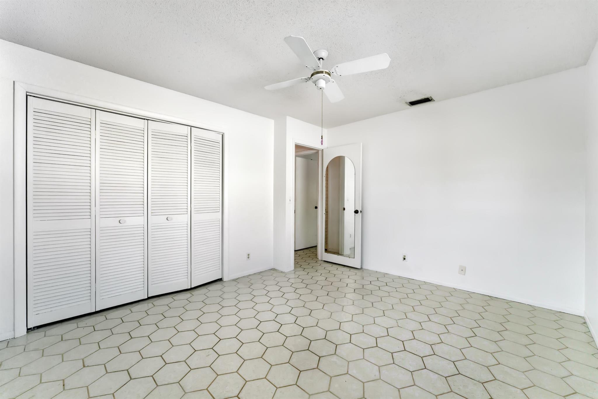 625 Linnet Circle