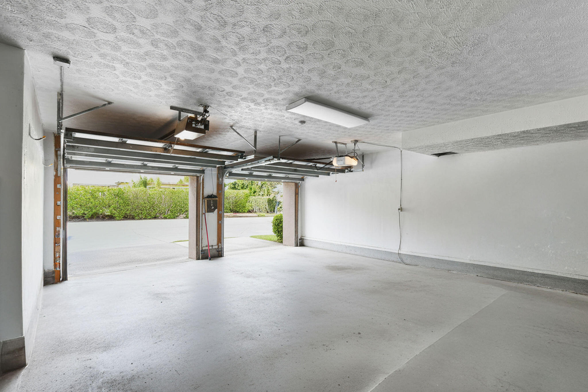 1100 Surf Road 214