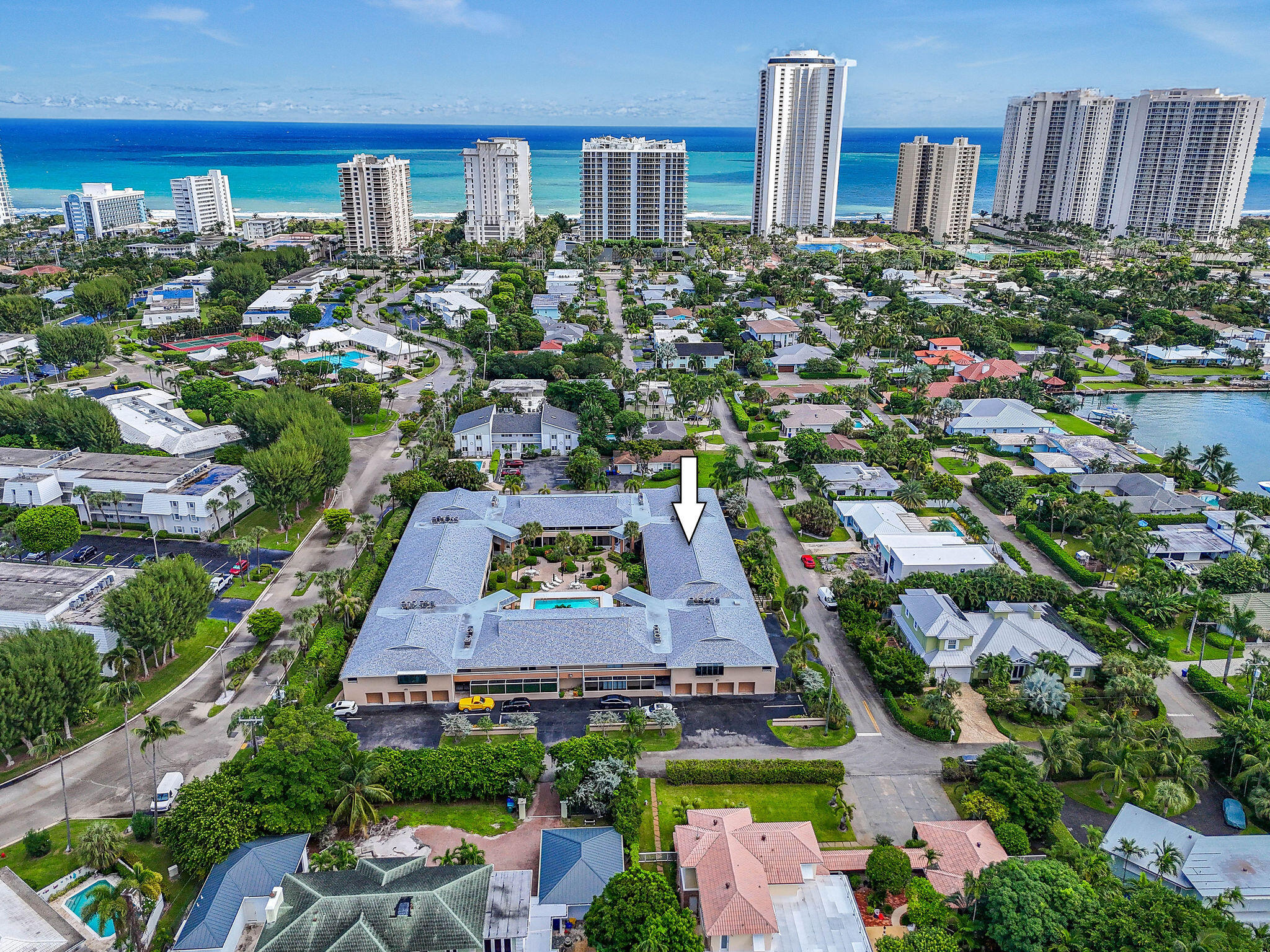 1100 Surf Road 214