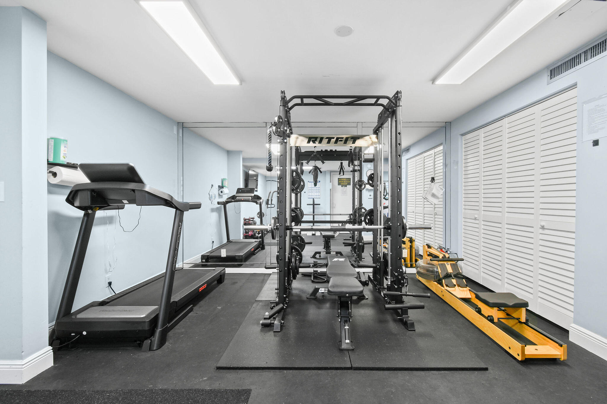 1100 Surf Road 214