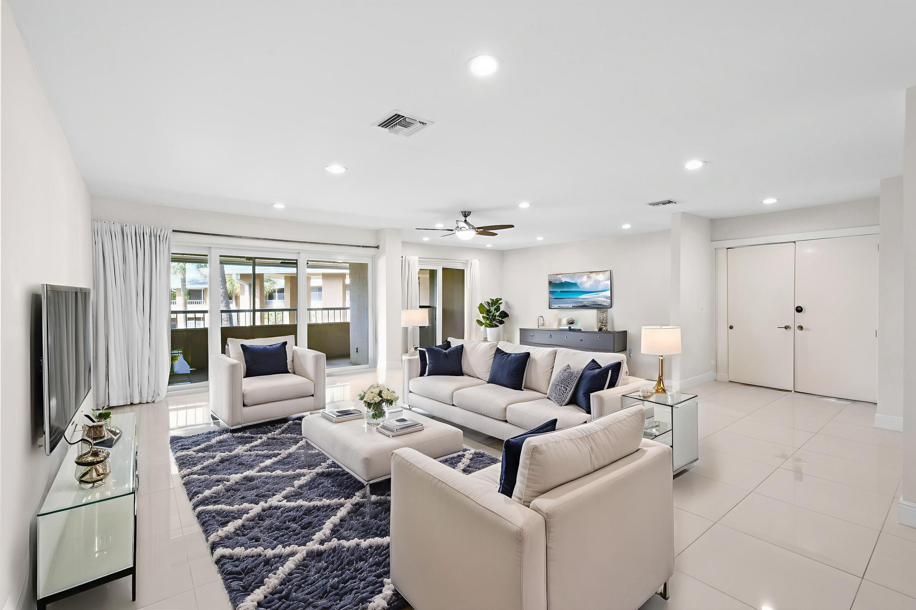 1100 Surf Road 214