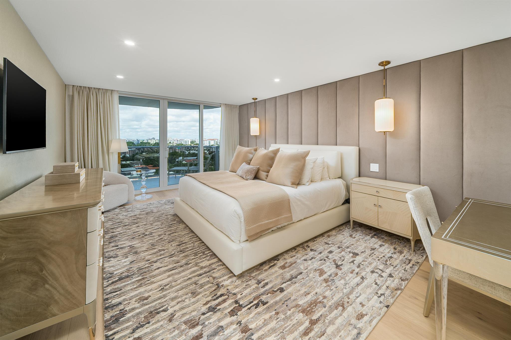 350 S Ocean Boulevard 12b