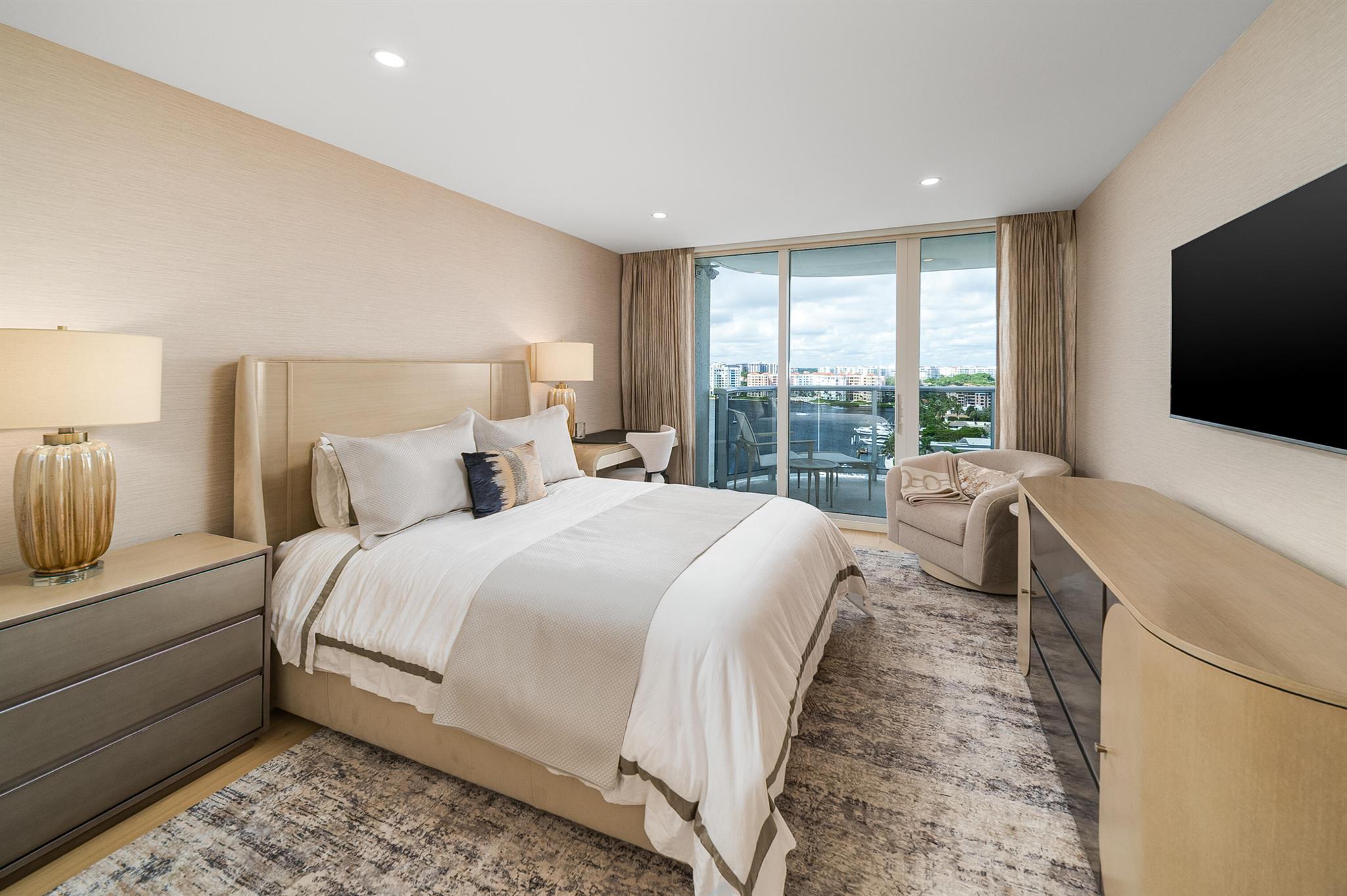 350 S Ocean Boulevard 12b