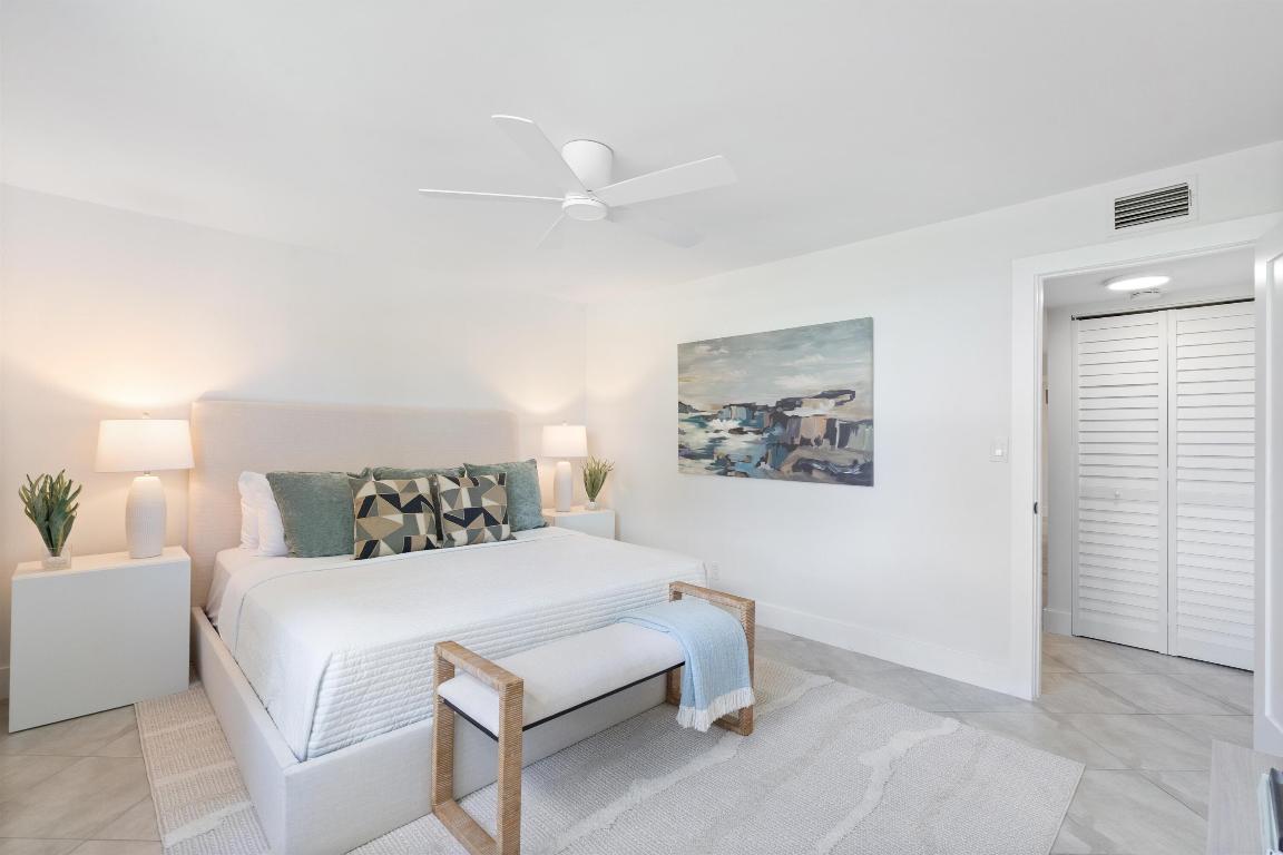 2455 Lindell Boulevard 3103