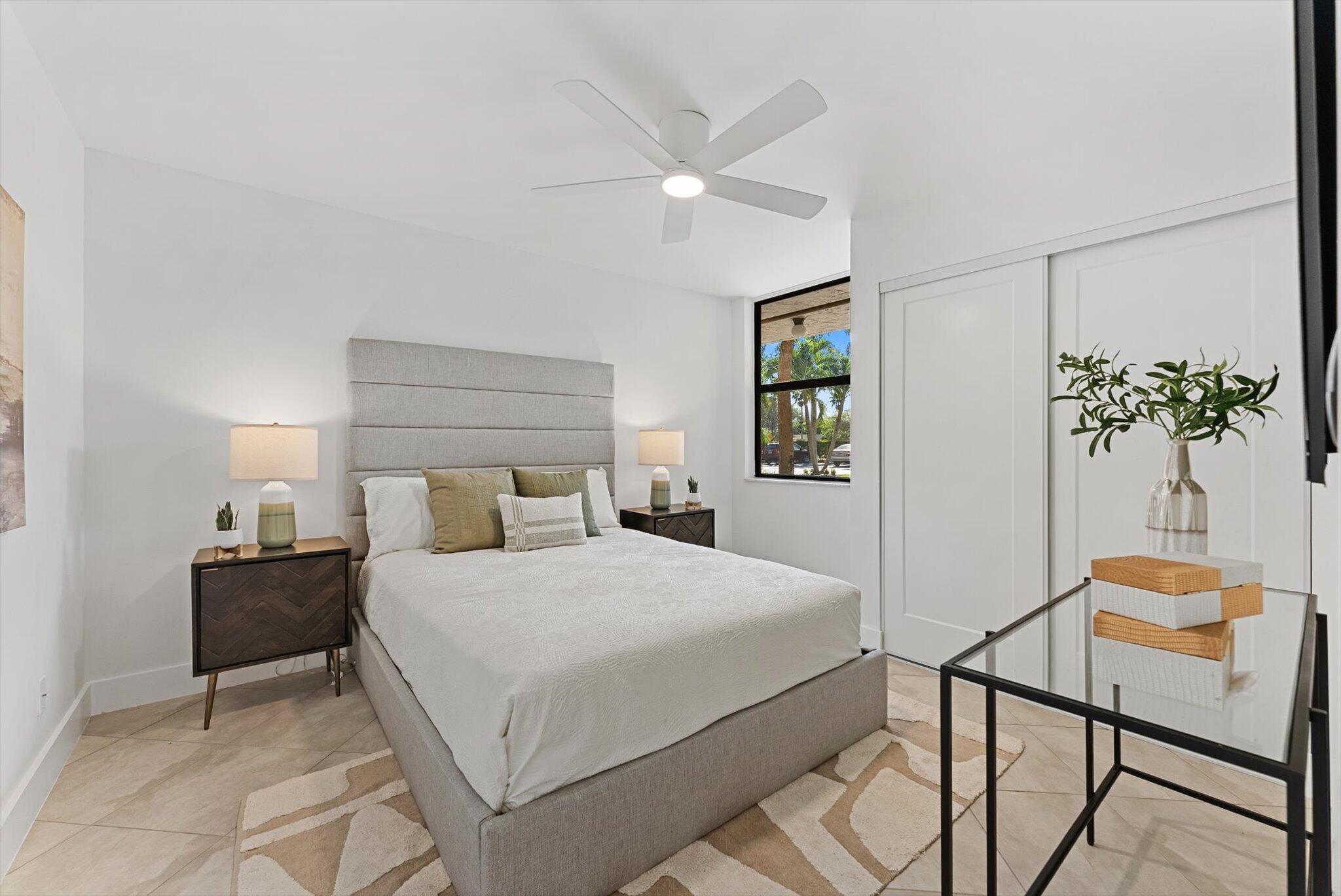 2455 Lindell Boulevard 3103