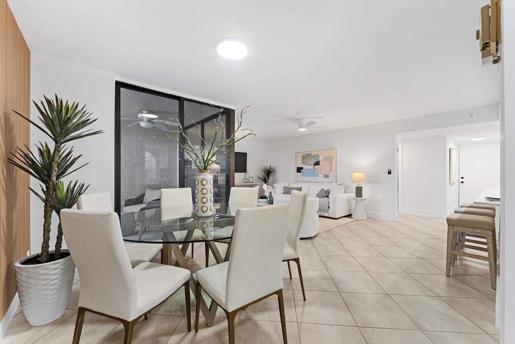 2455 Lindell Boulevard 3103