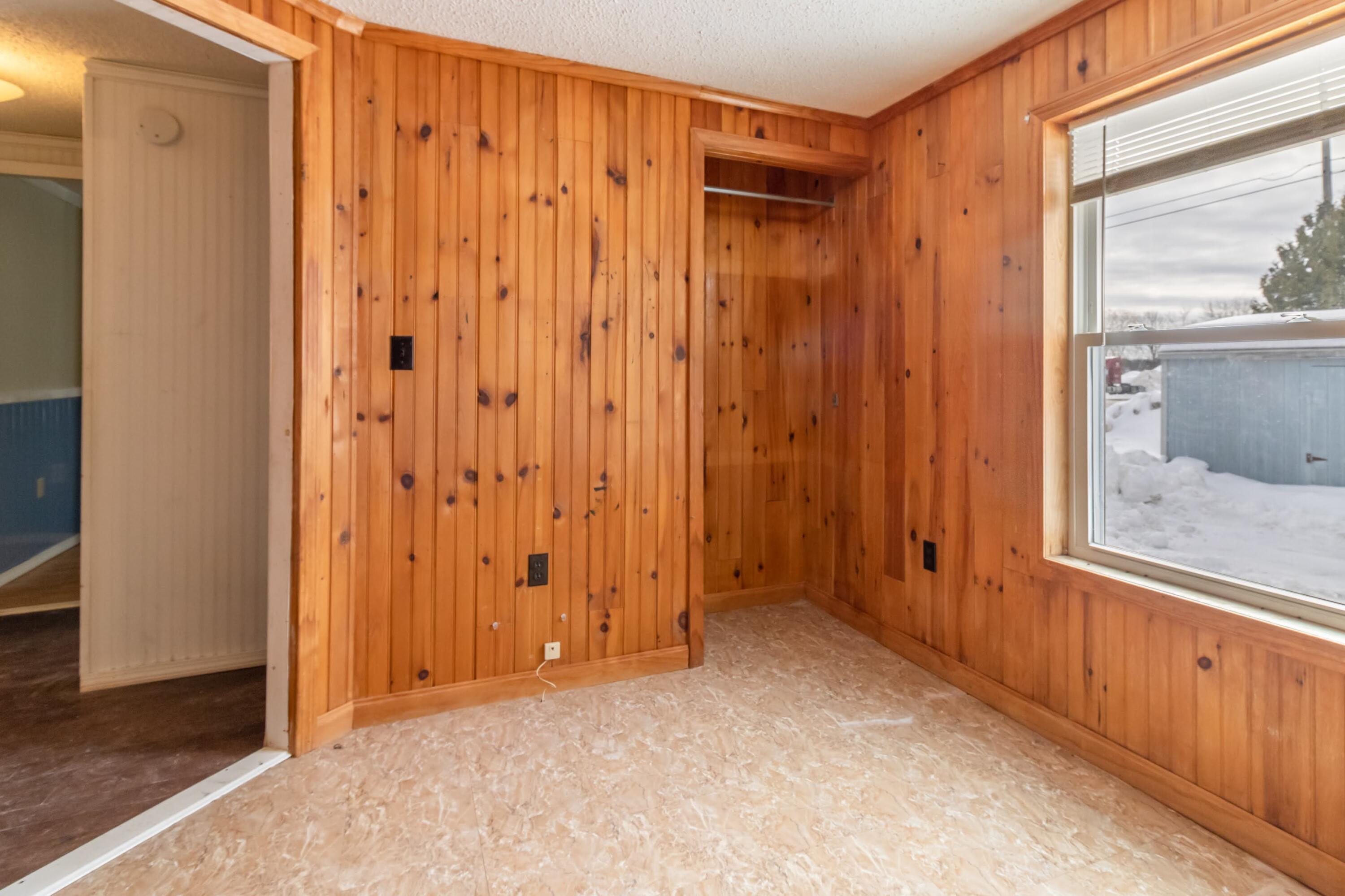 11 Hemlock Street