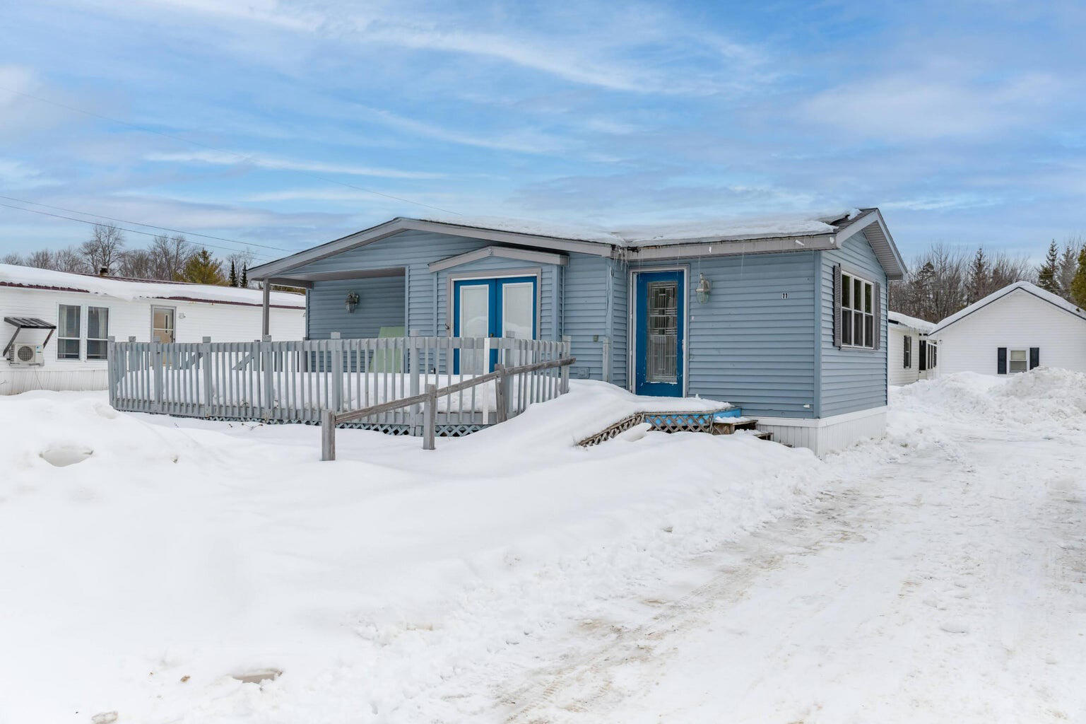 11 Hemlock Street