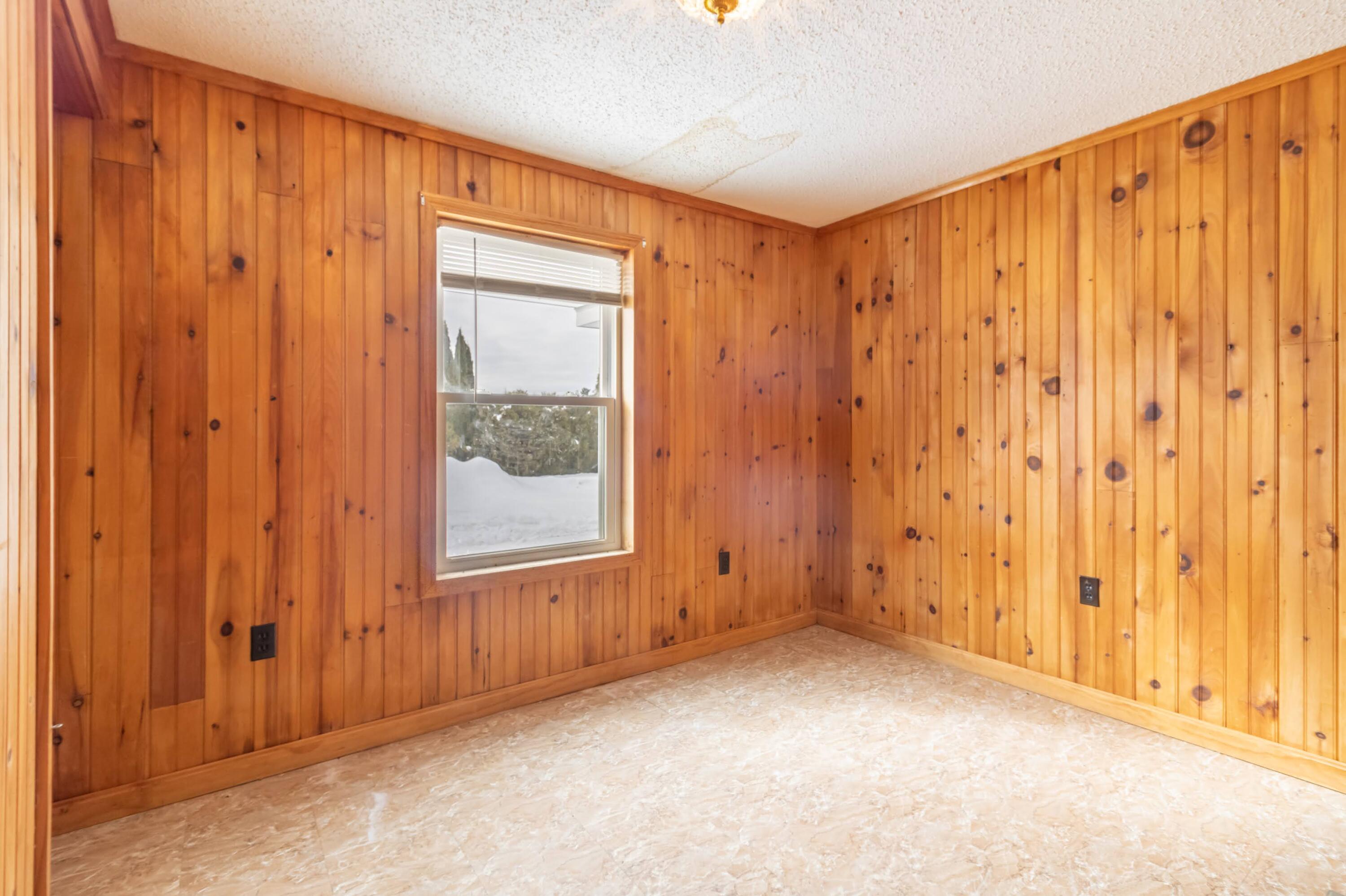 11 Hemlock Street