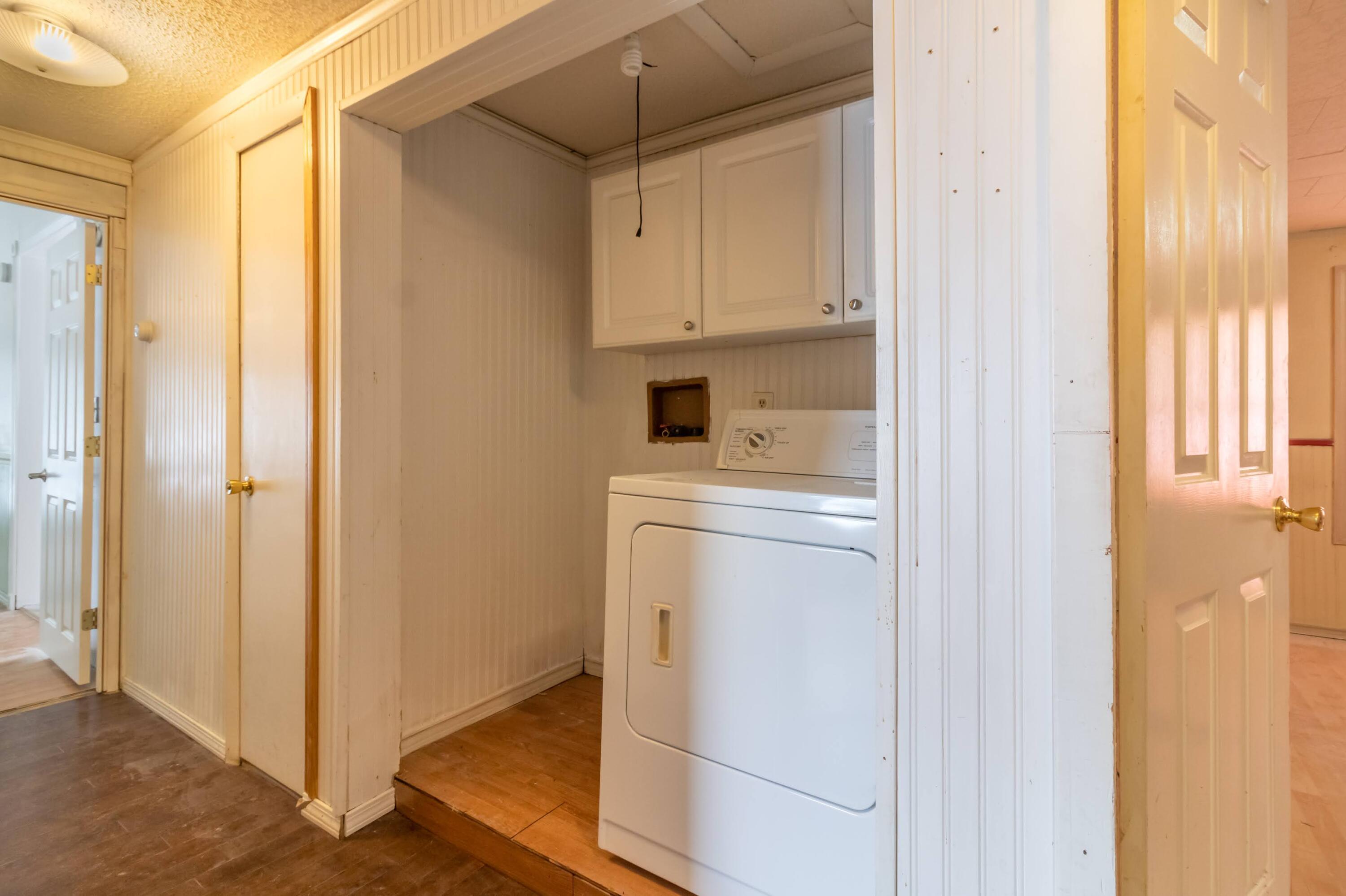11 Hemlock Street