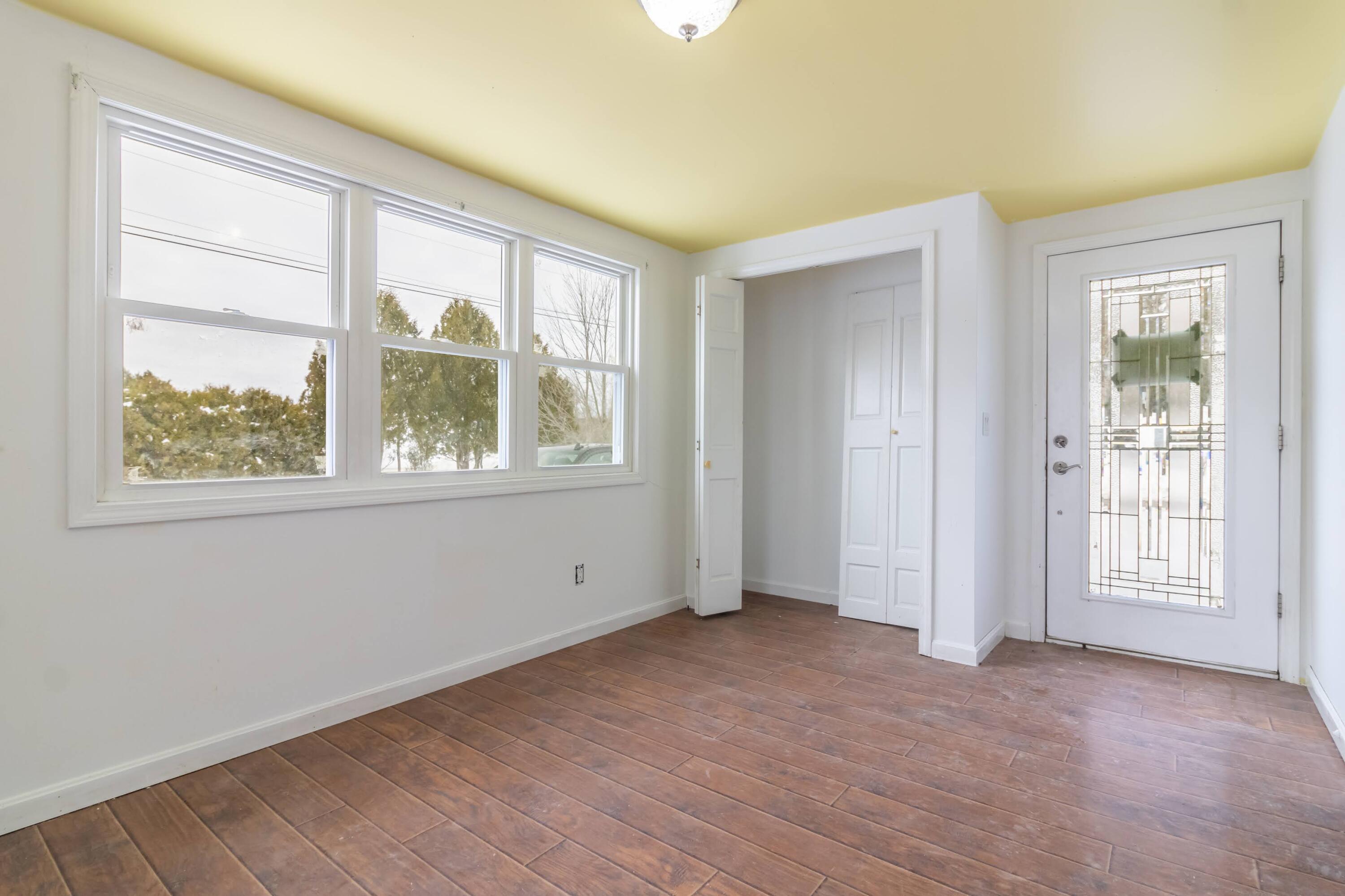 11 Hemlock Street