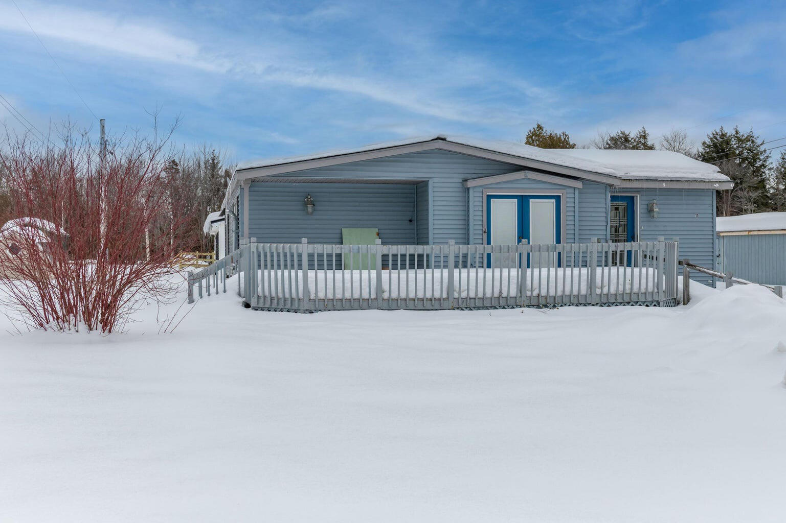 11 Hemlock Street