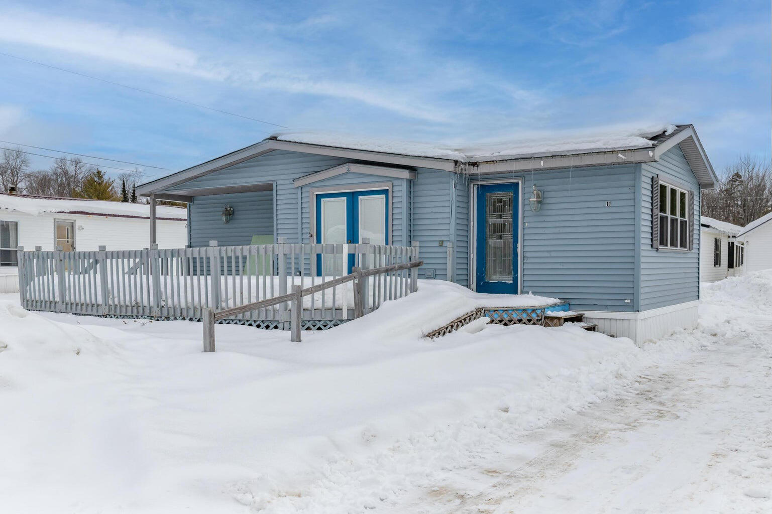 11 Hemlock Street