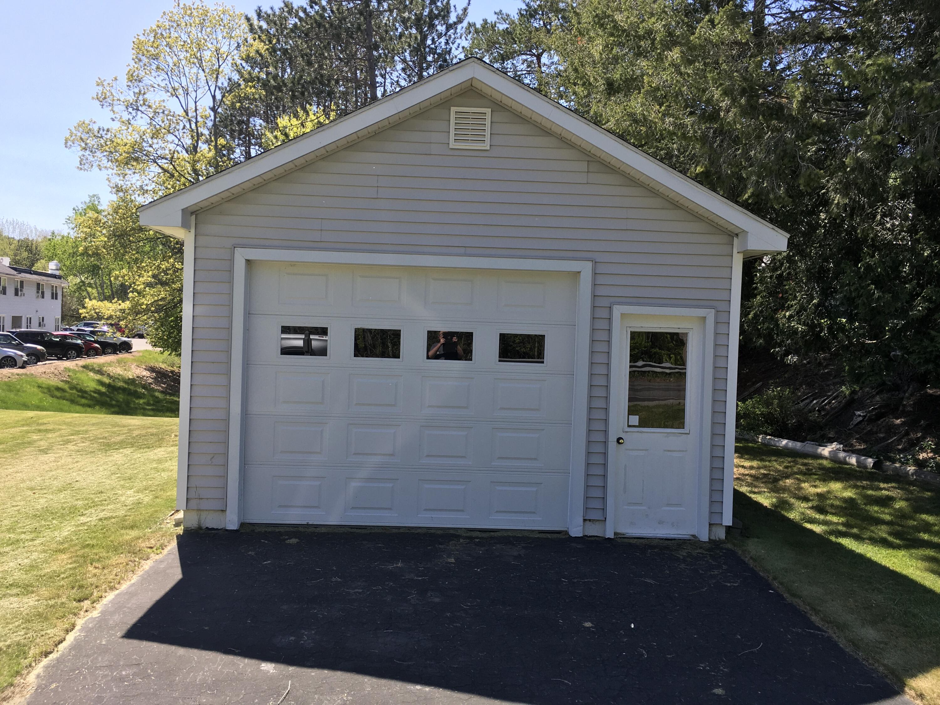 121 Bennoch