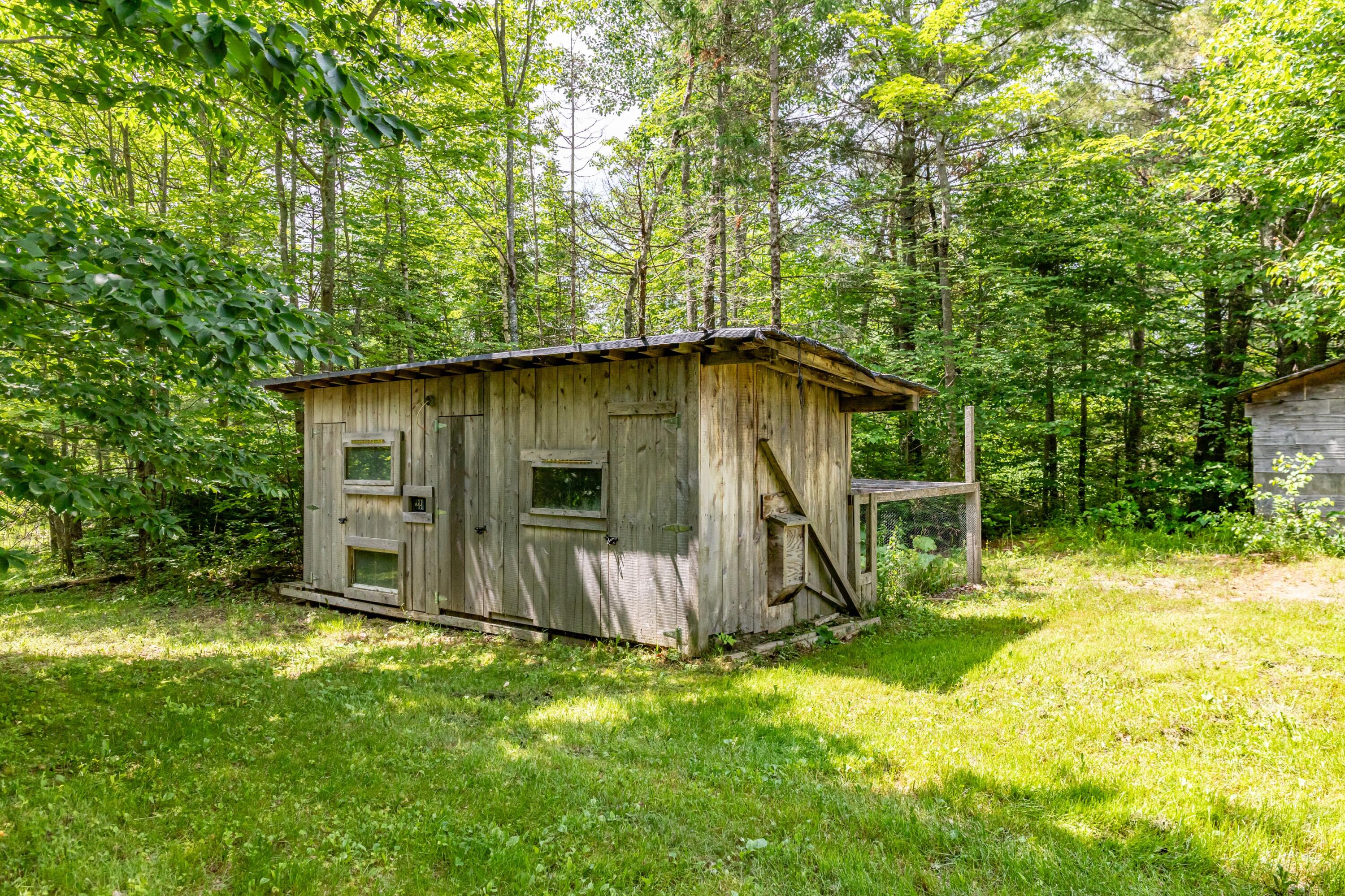 2431 Lee Road