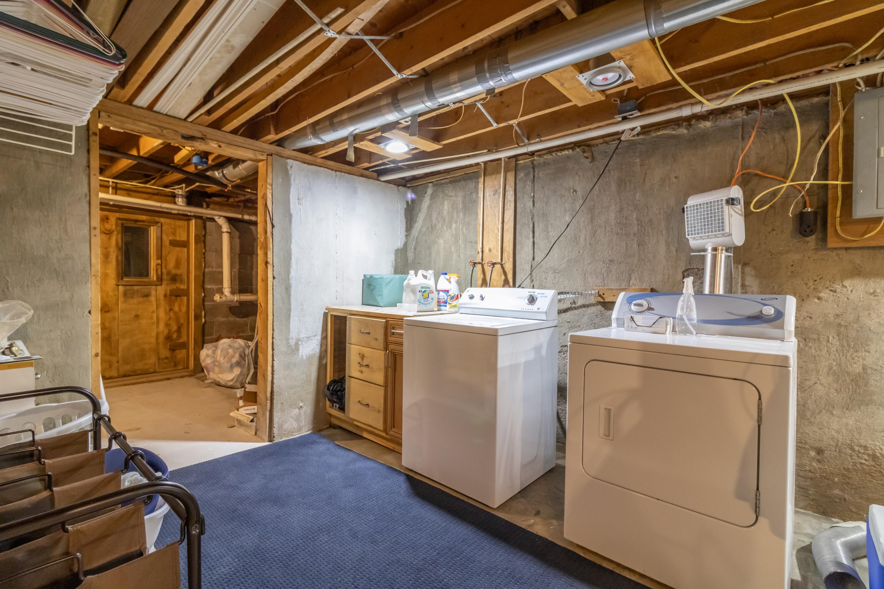 2431 Lee Road
