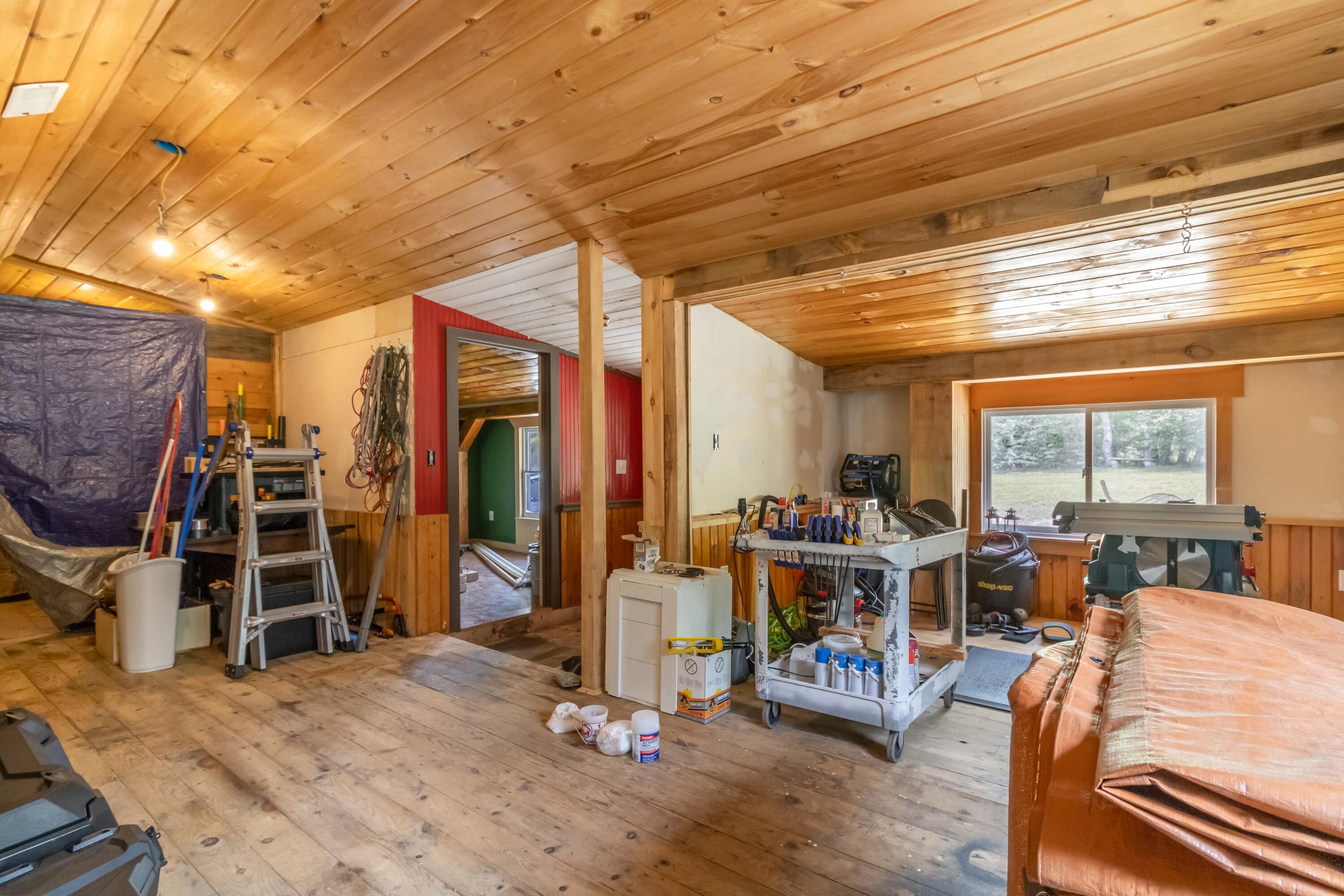 2431 Lee Road