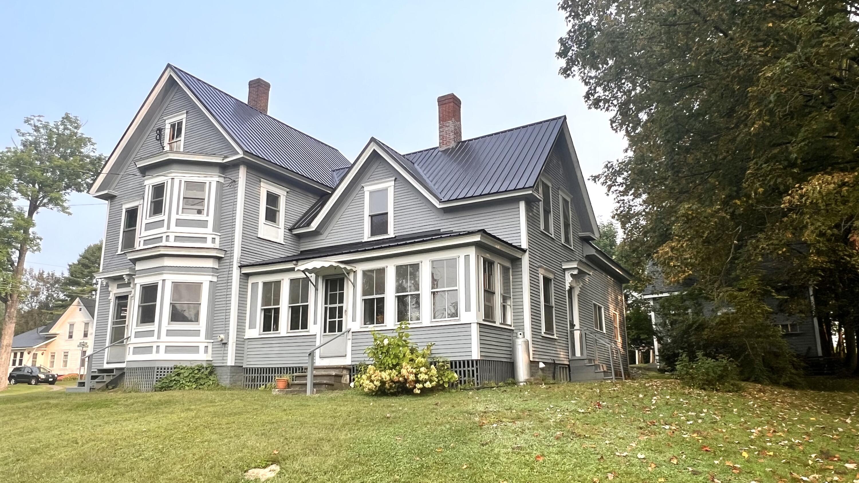 9 Pleasant Street