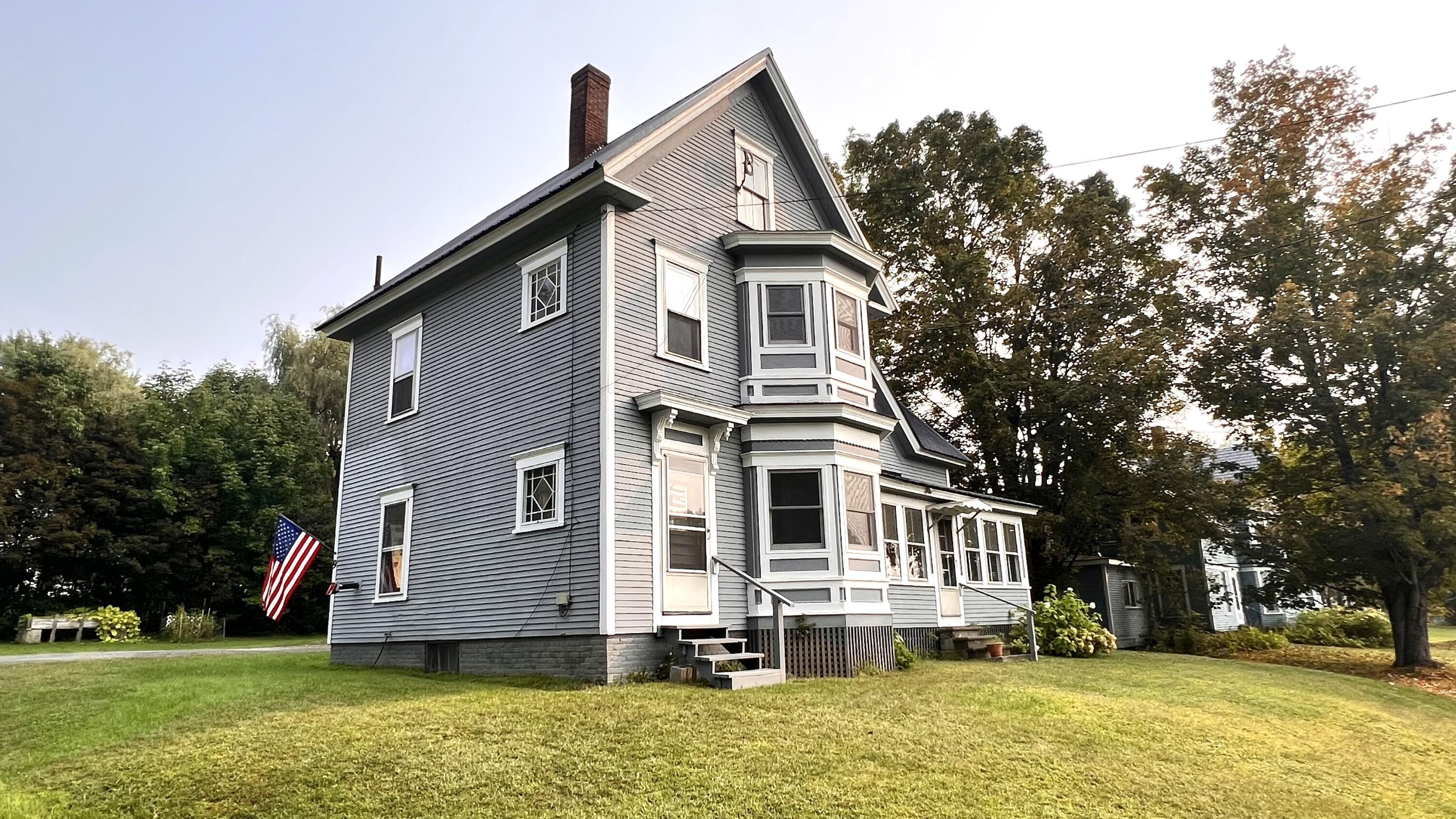 9 Pleasant Street