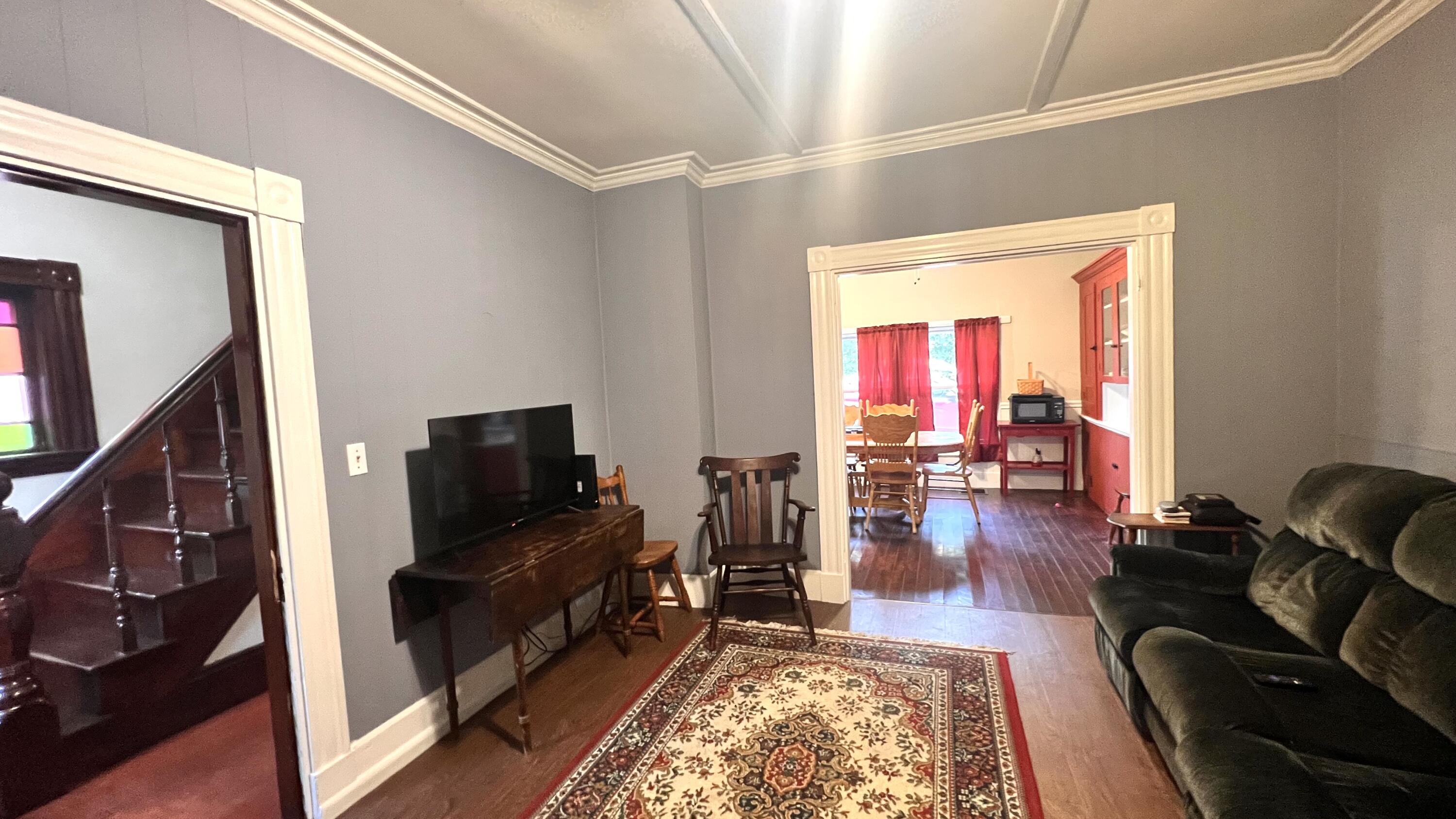 9 Pleasant Street