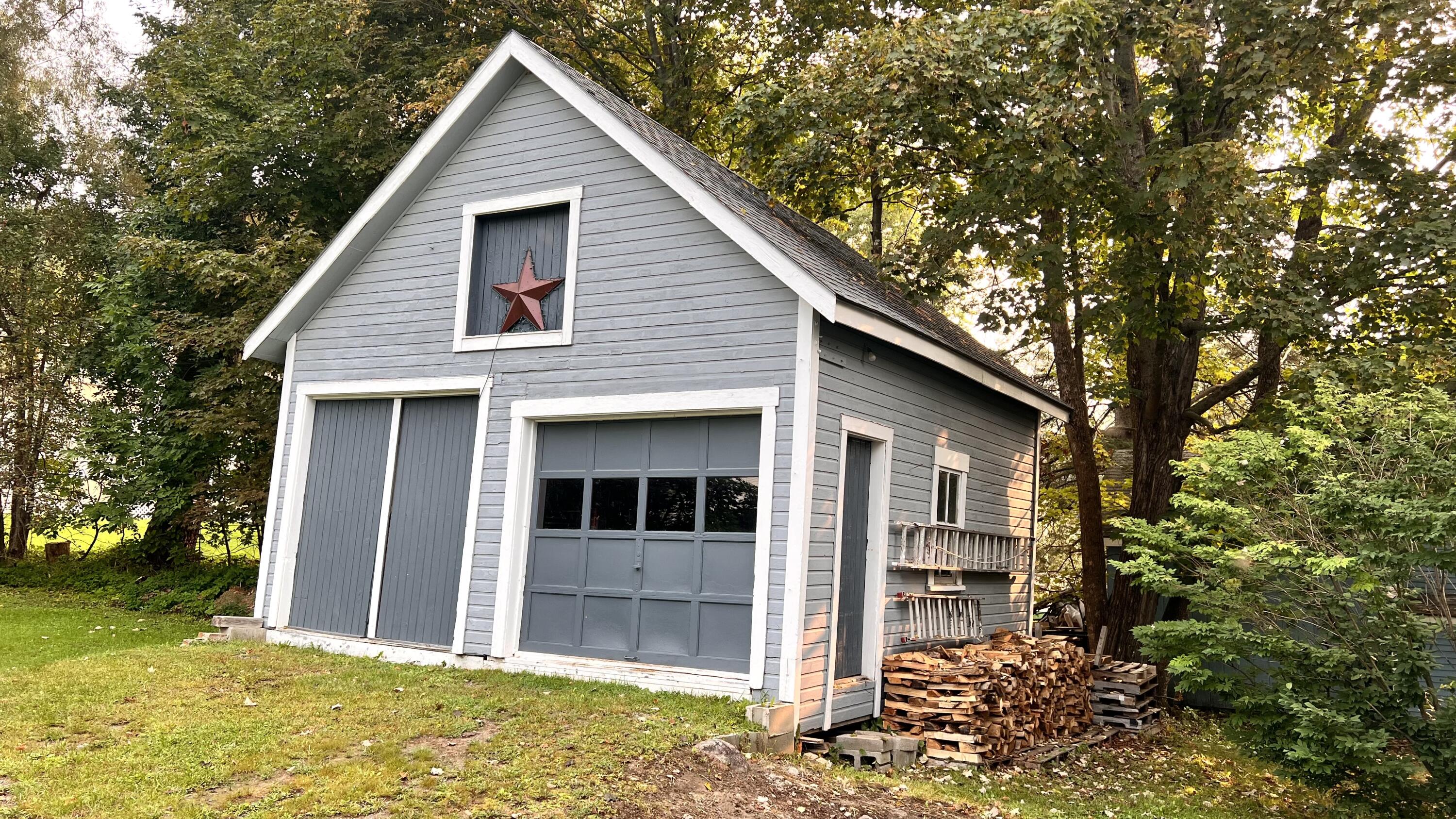9 Pleasant Street