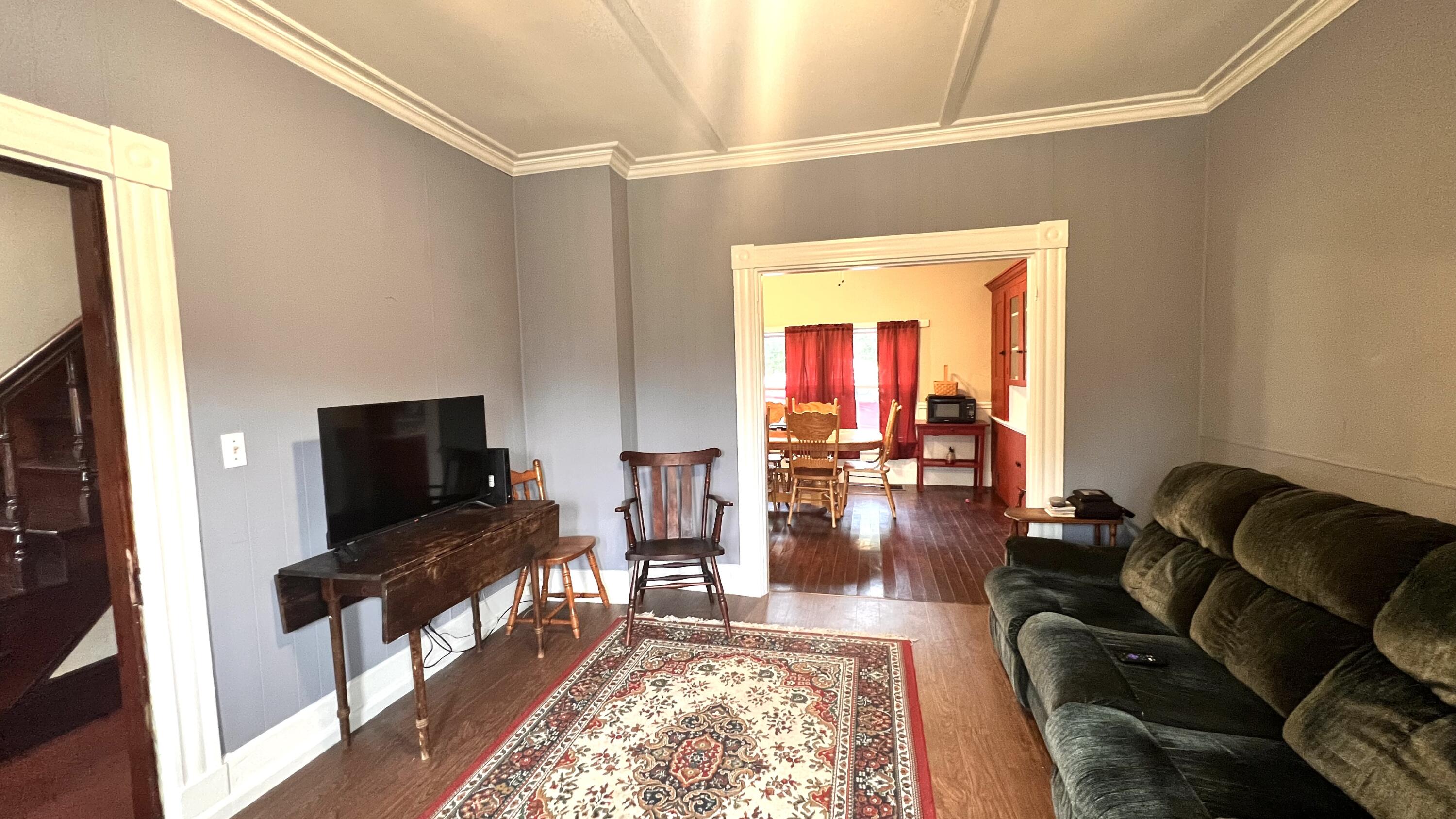 9 Pleasant Street