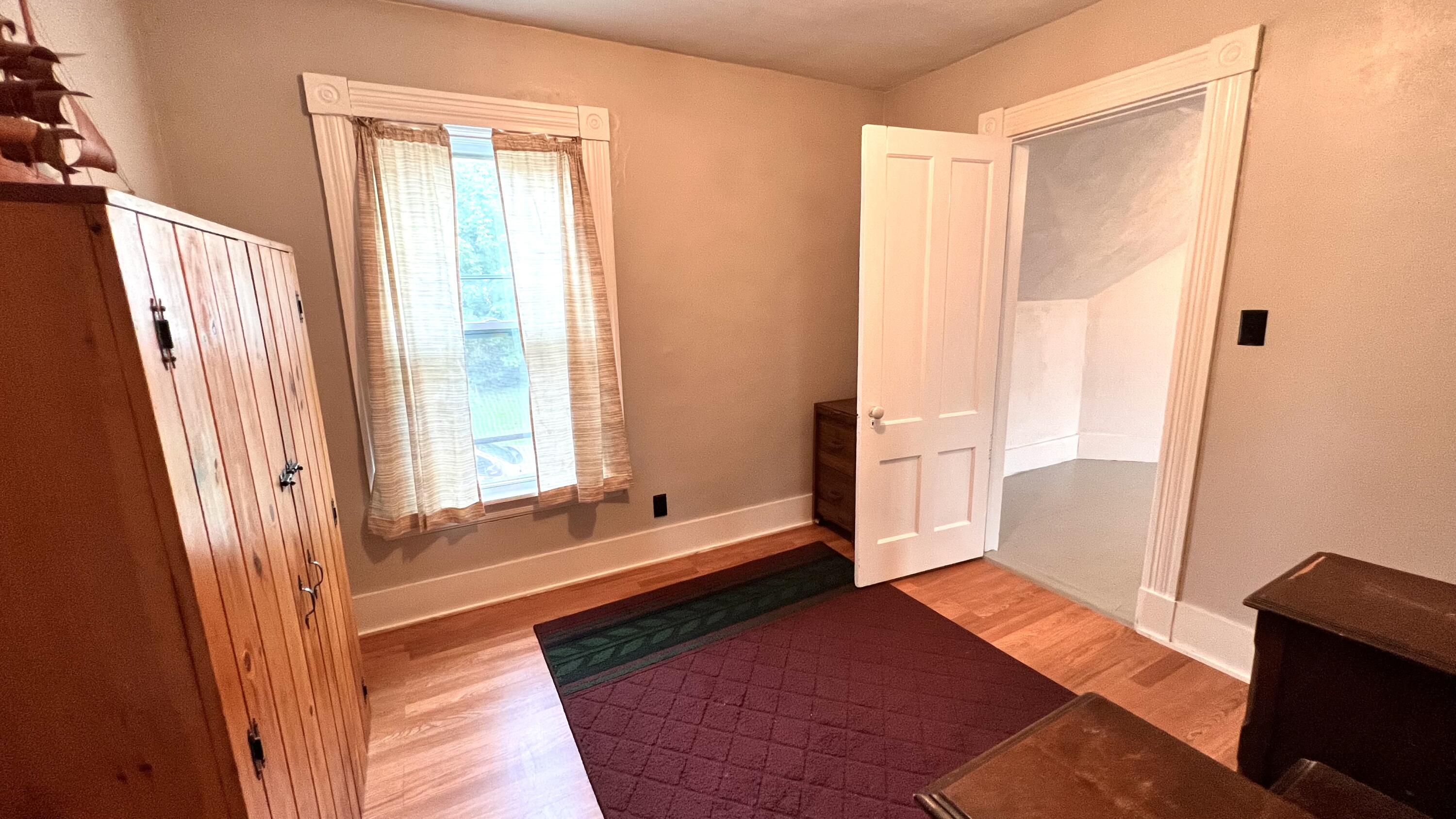 9 Pleasant Street