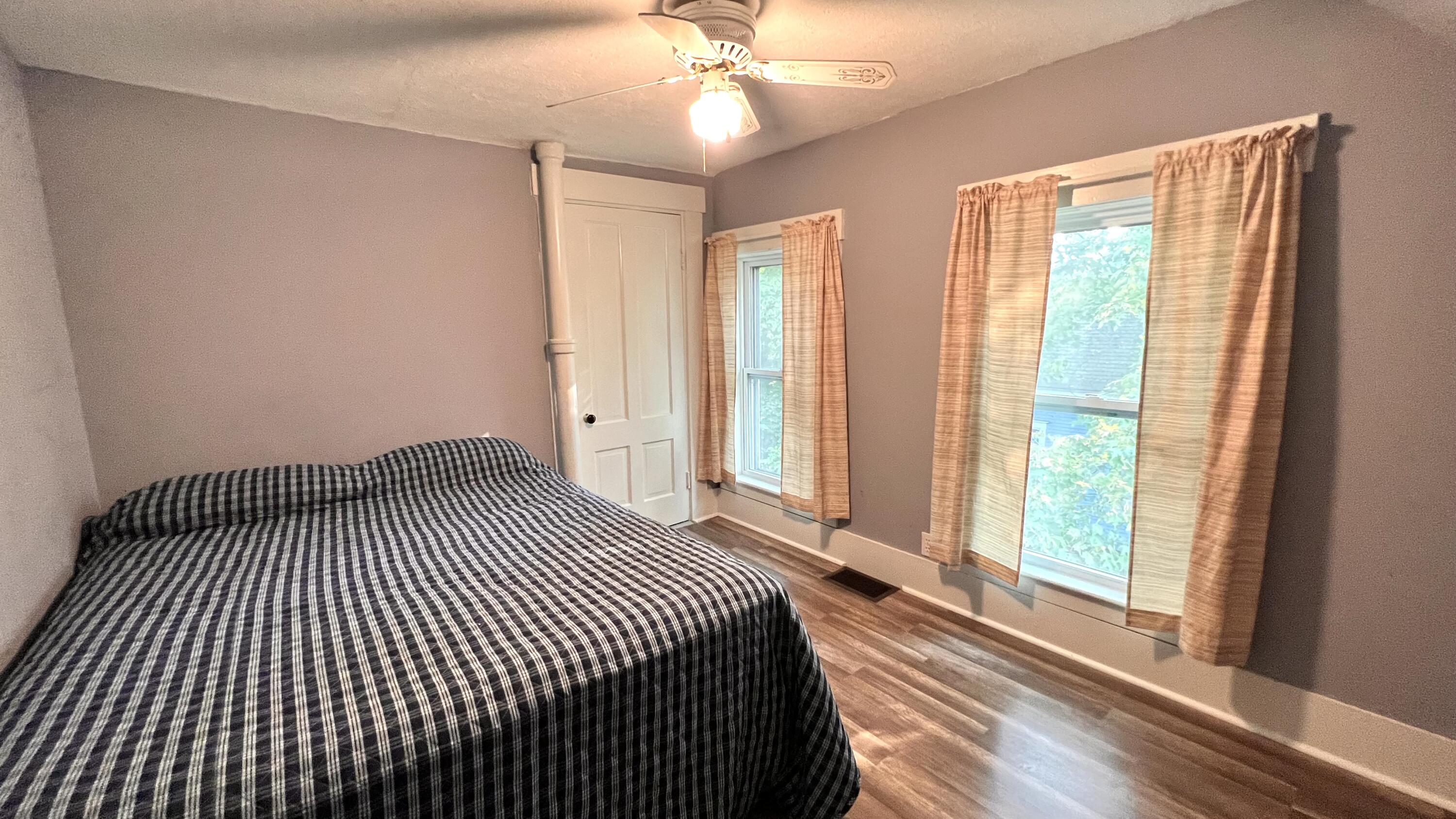 9 Pleasant Street