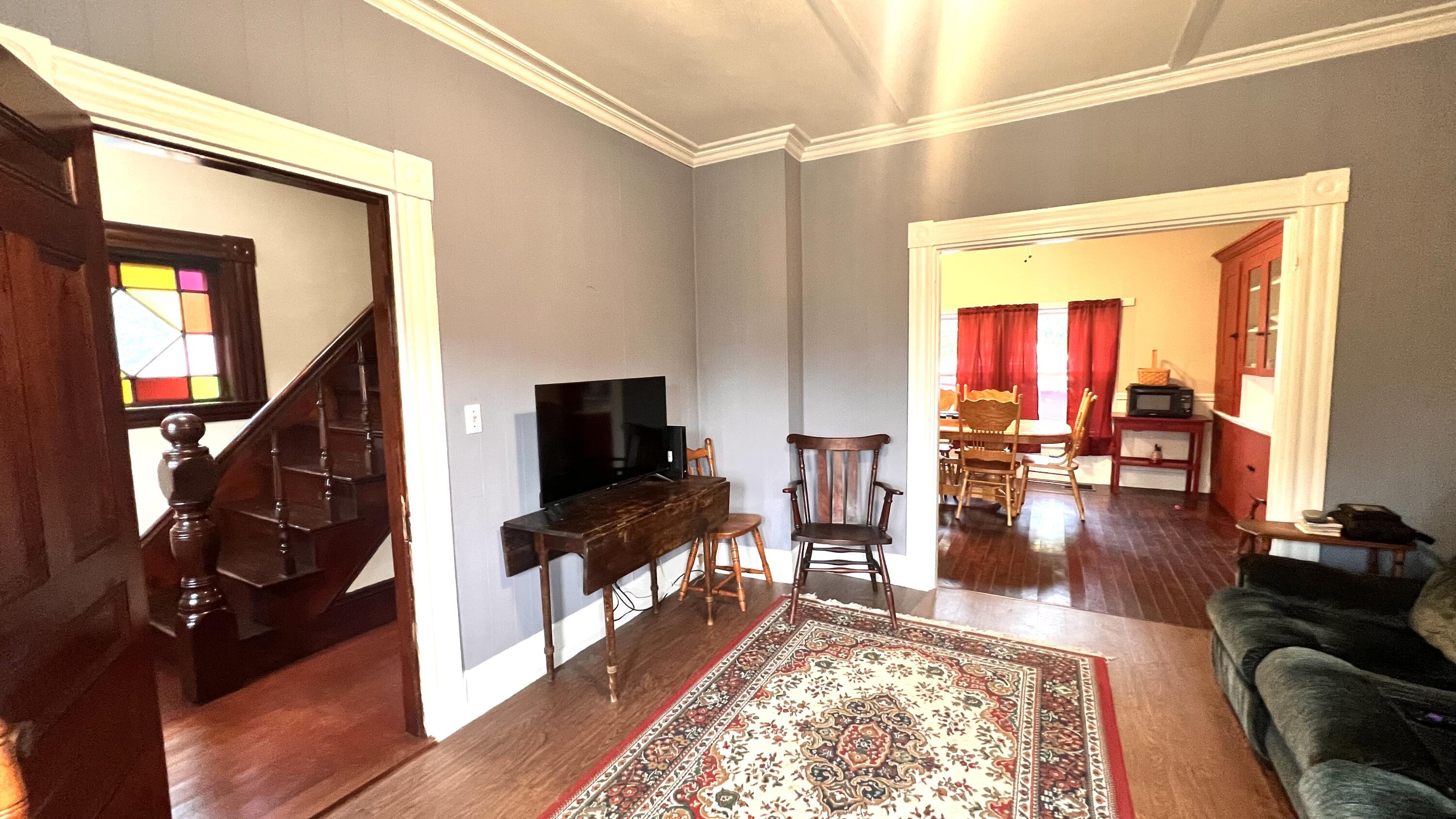 9 Pleasant Street